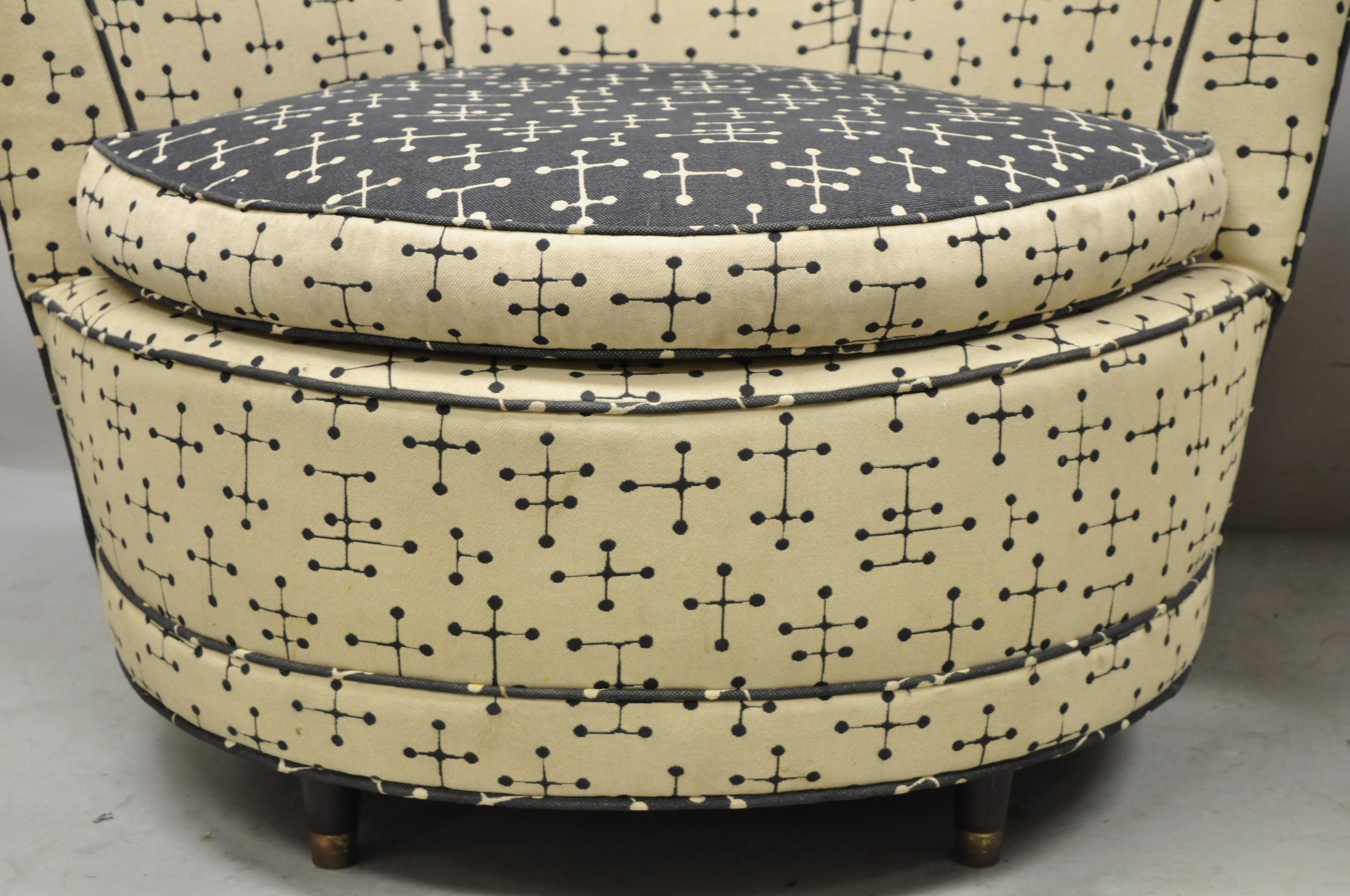 20th Century Mid-Century Modern Round Upholstered Pearsall Style Club Lounge Chairs, a Pair For Sale