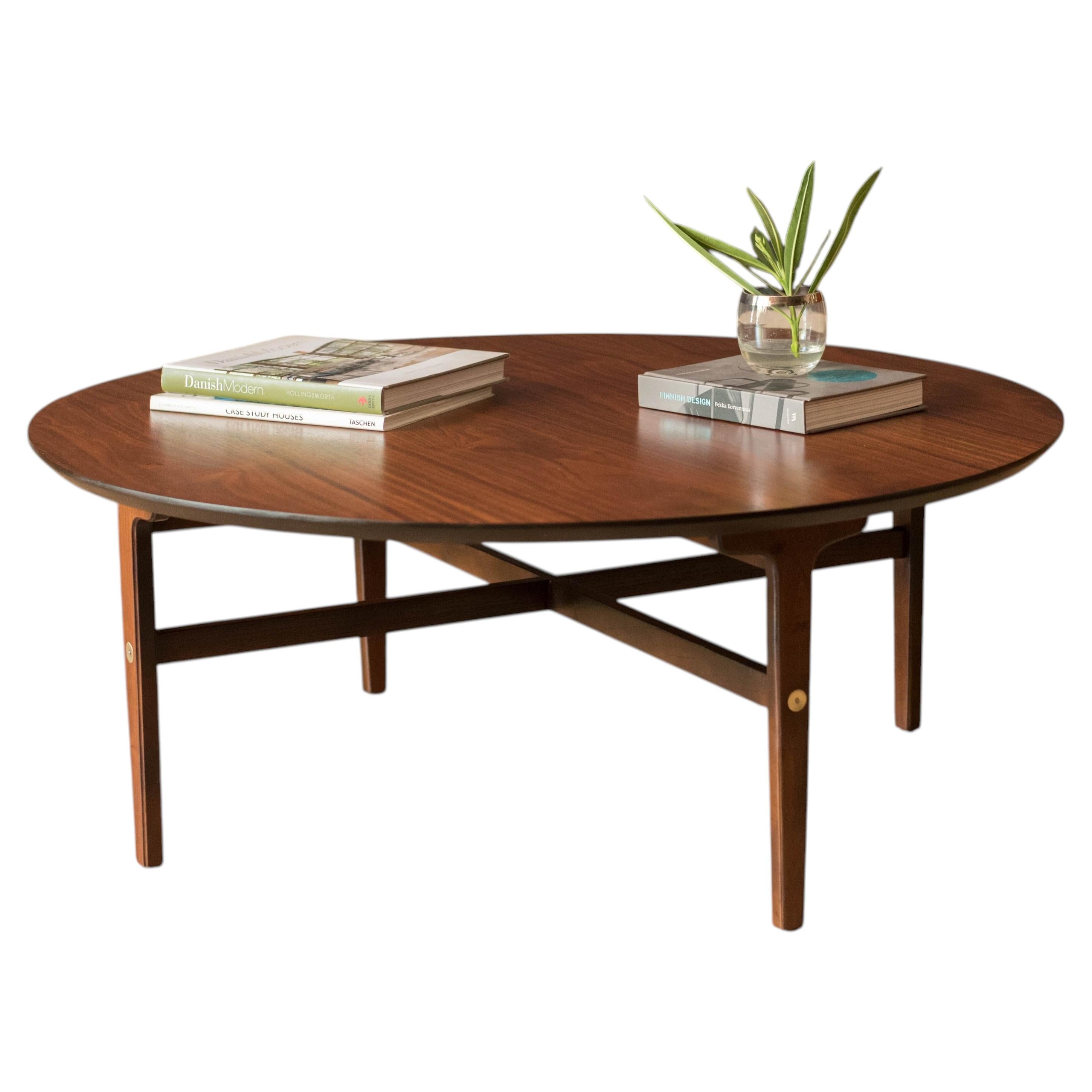 Mid Century Modern Round Walnut Coffee Table by Stanley Furniture Co.