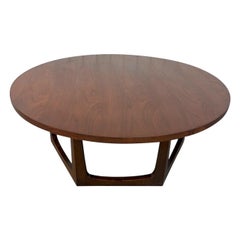 Table basse ronde en noyer moderne du milieu du siècle dernier
