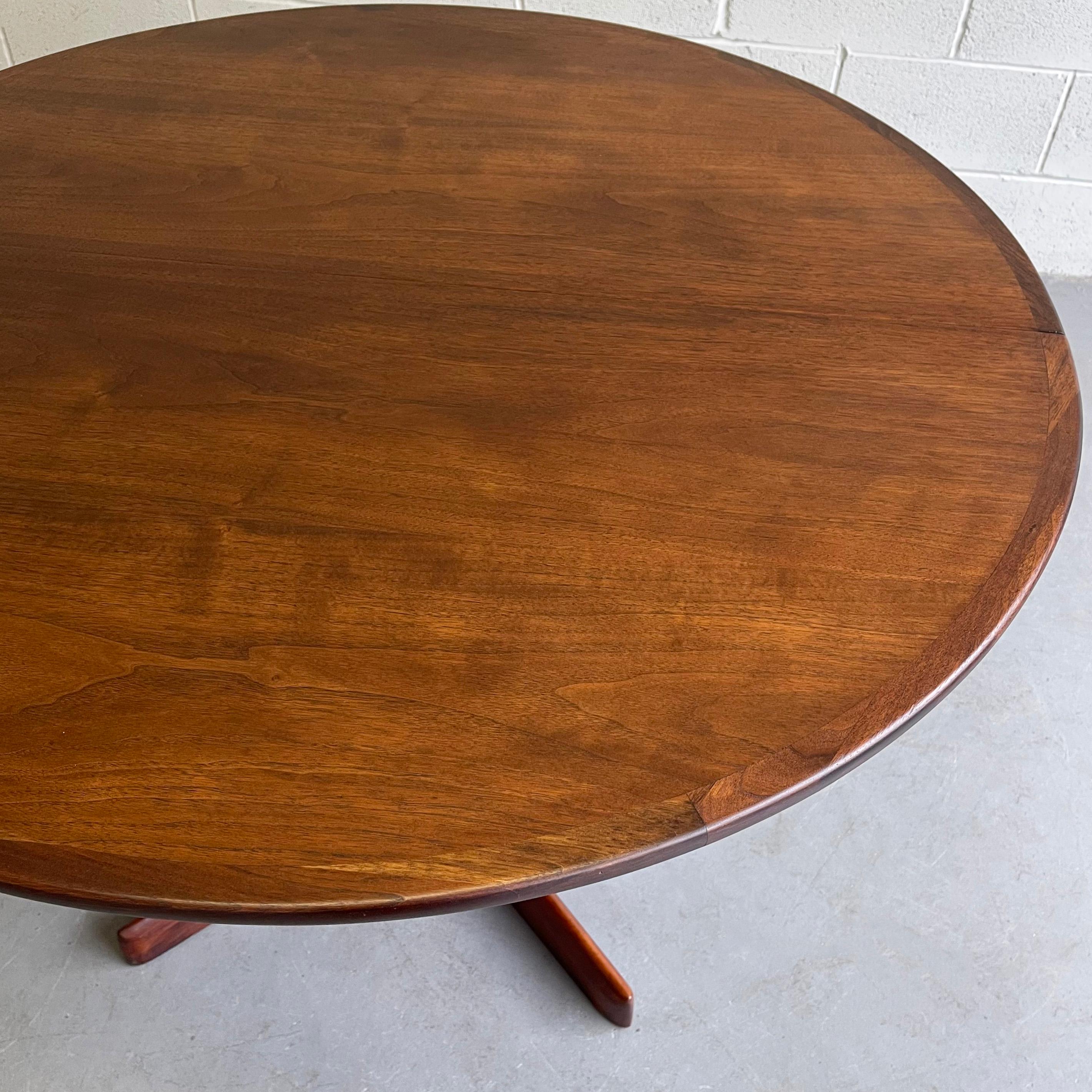 Mid-Century Modern Round Walnut Extension Dining Table 4