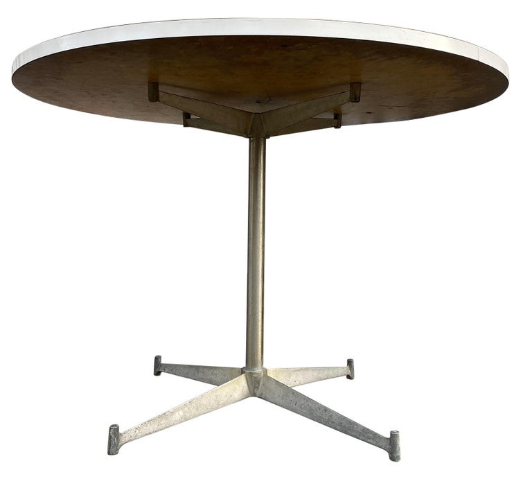 Mid-Century Modern Round White Laminate Dining Table by Paul McCobb For Sale at 1stDibs
