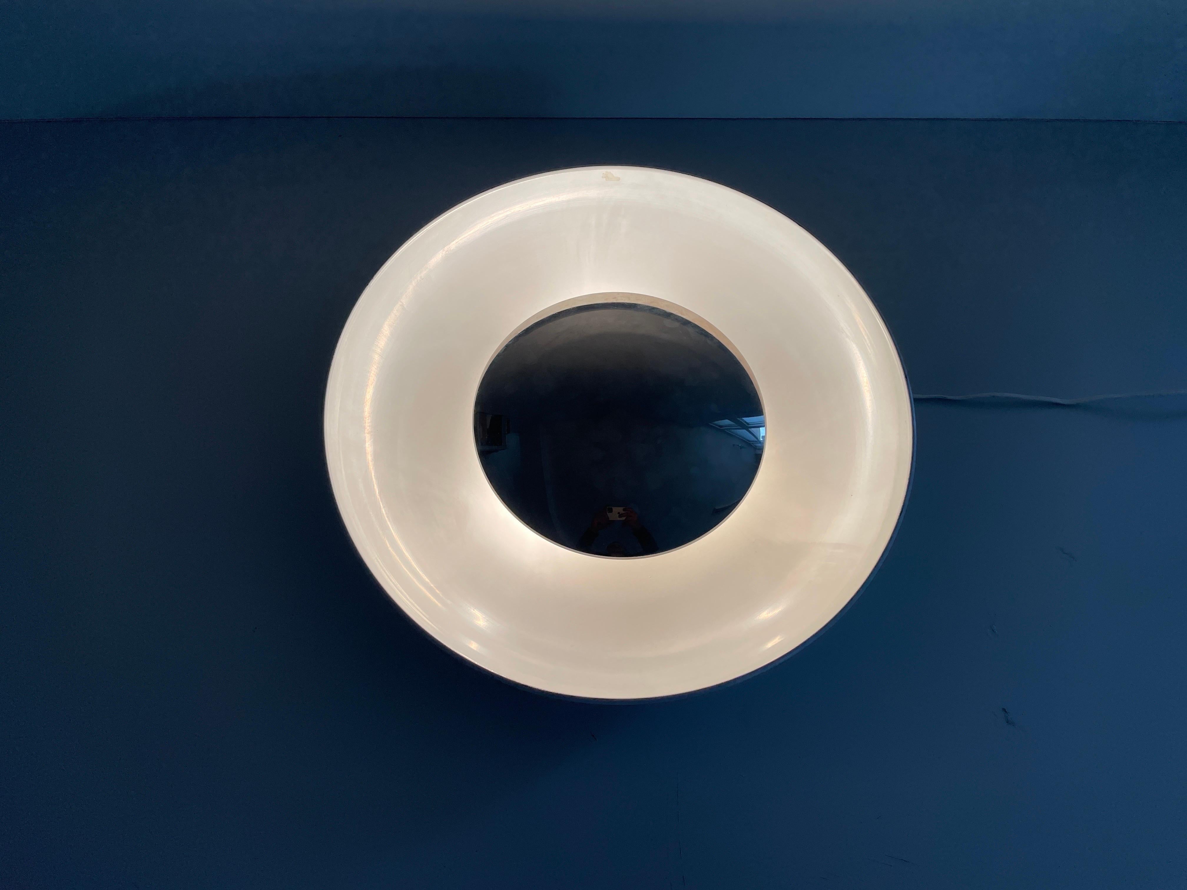 Lampada da parete o da soffitto rotonda moderna di metà secolo in metallo bianco, anni '50, Italia in vendita 2