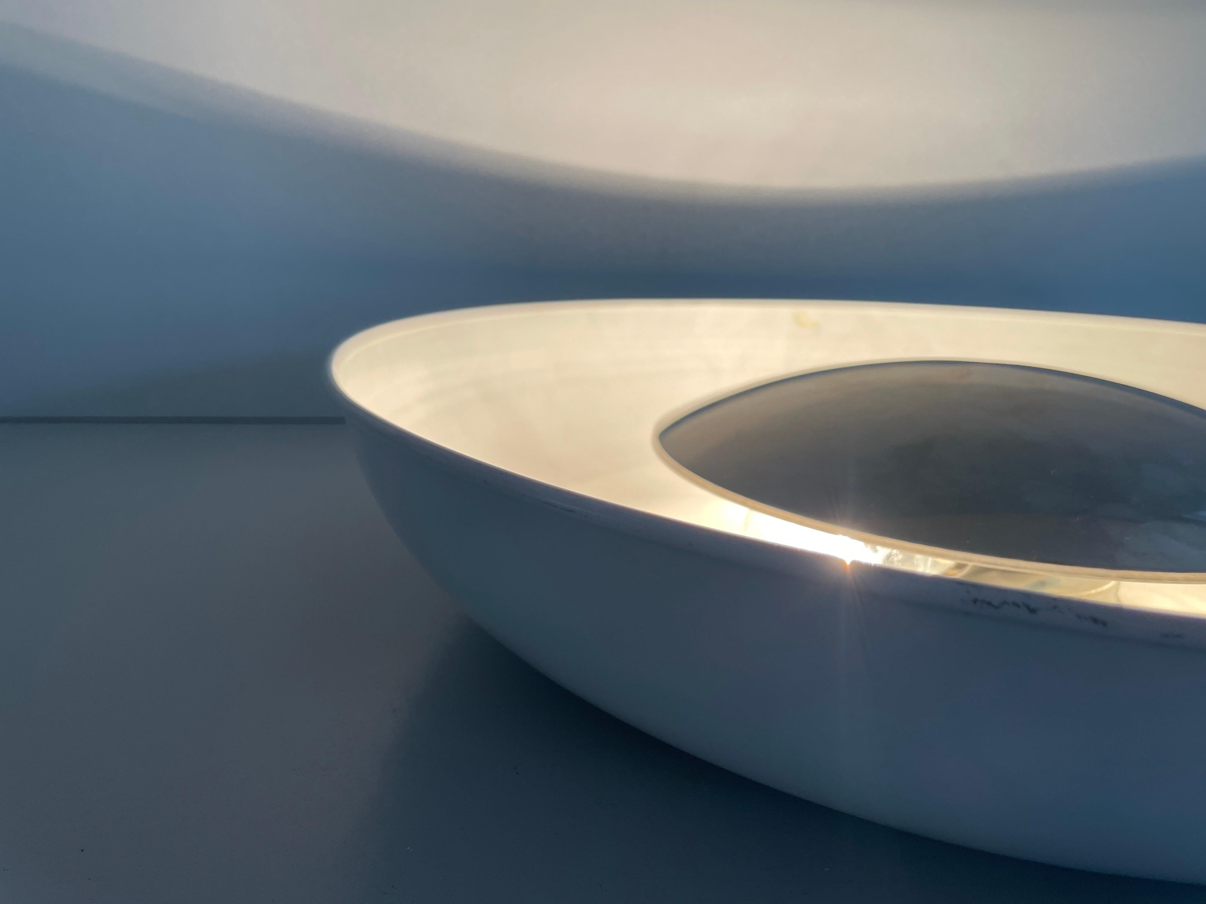 Lampada da parete o da soffitto rotonda moderna di metà secolo in metallo bianco, anni '50, Italia in vendita 8