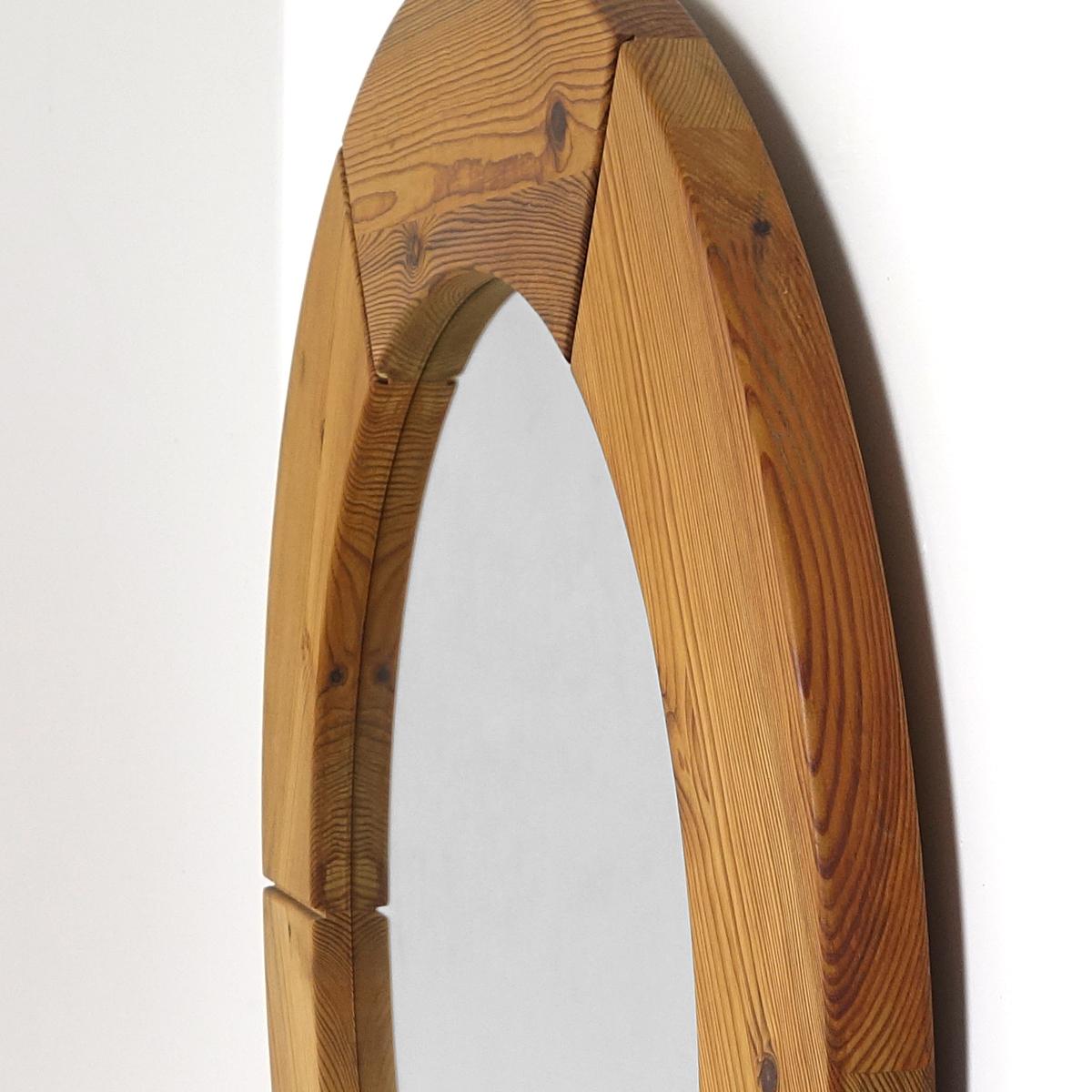Mid-Century Modern Round Wooden Wall Mirror by Glasmäster Markaryd In Good Condition In Doornspijk, NL