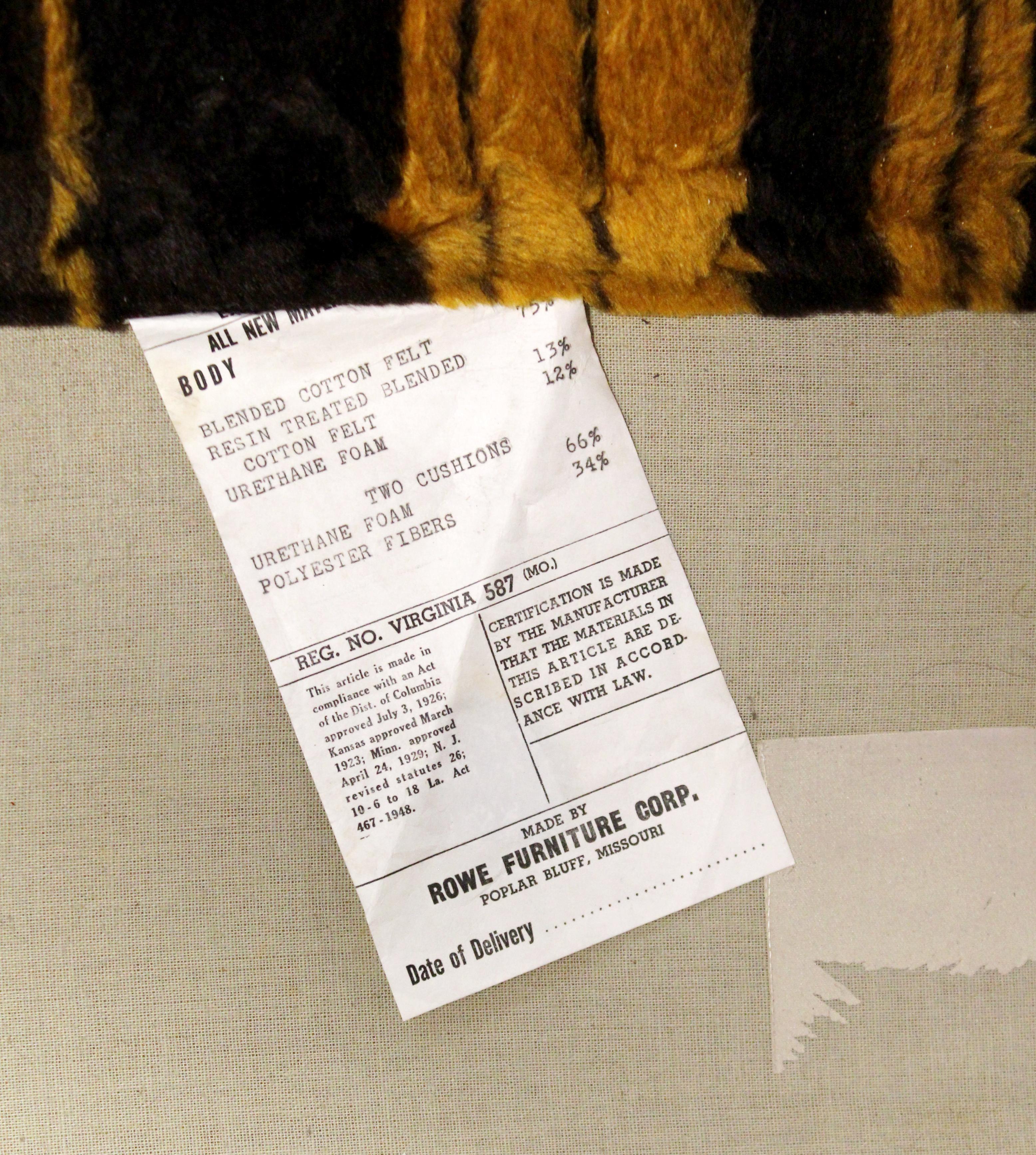 Mid-Century Modern Rowe Pair of Tufted Sofas Loveseats Baughman Era, 1970s 4