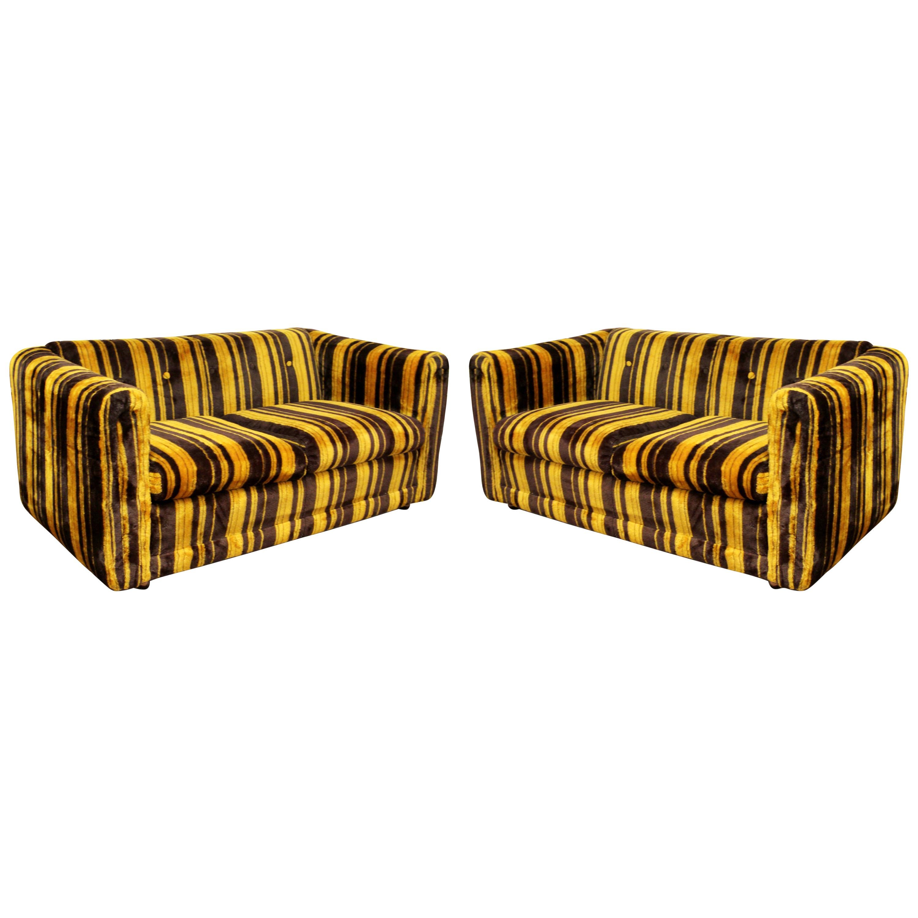Mid-Century Modern Rowe Pair of Tufted Sofas Loveseats Baughman Era, 1970s