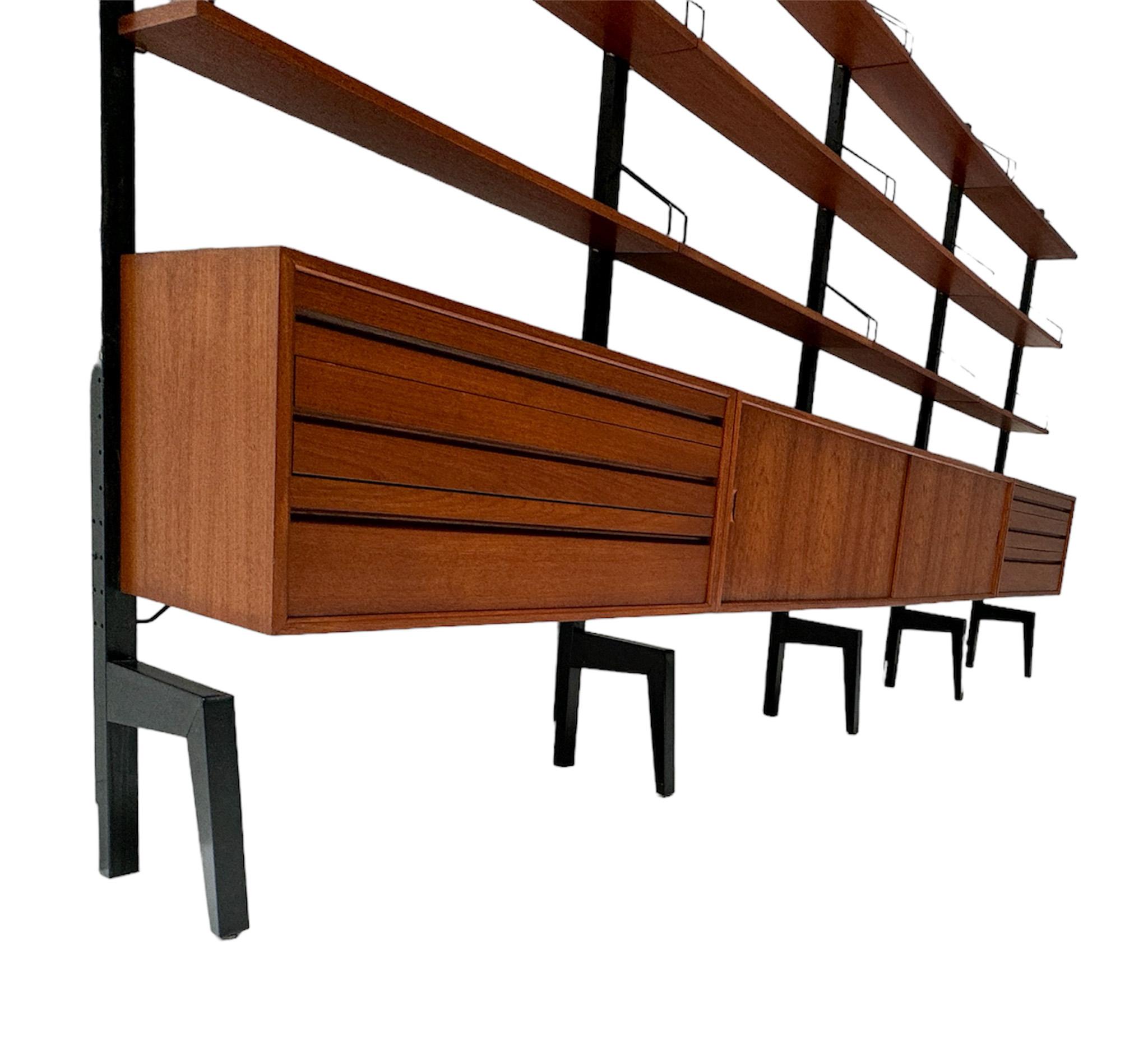  Mid-Century Modern Royal Free Standing Wall Unit by Poul Cadovius, 1960s For Sale 6