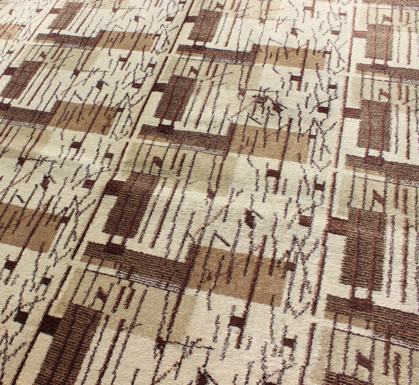 Mid-Century Modern Rug with Jagged Stripes and Blocks Design in Shades of Brown In Excellent Condition For Sale In Atlanta, GA