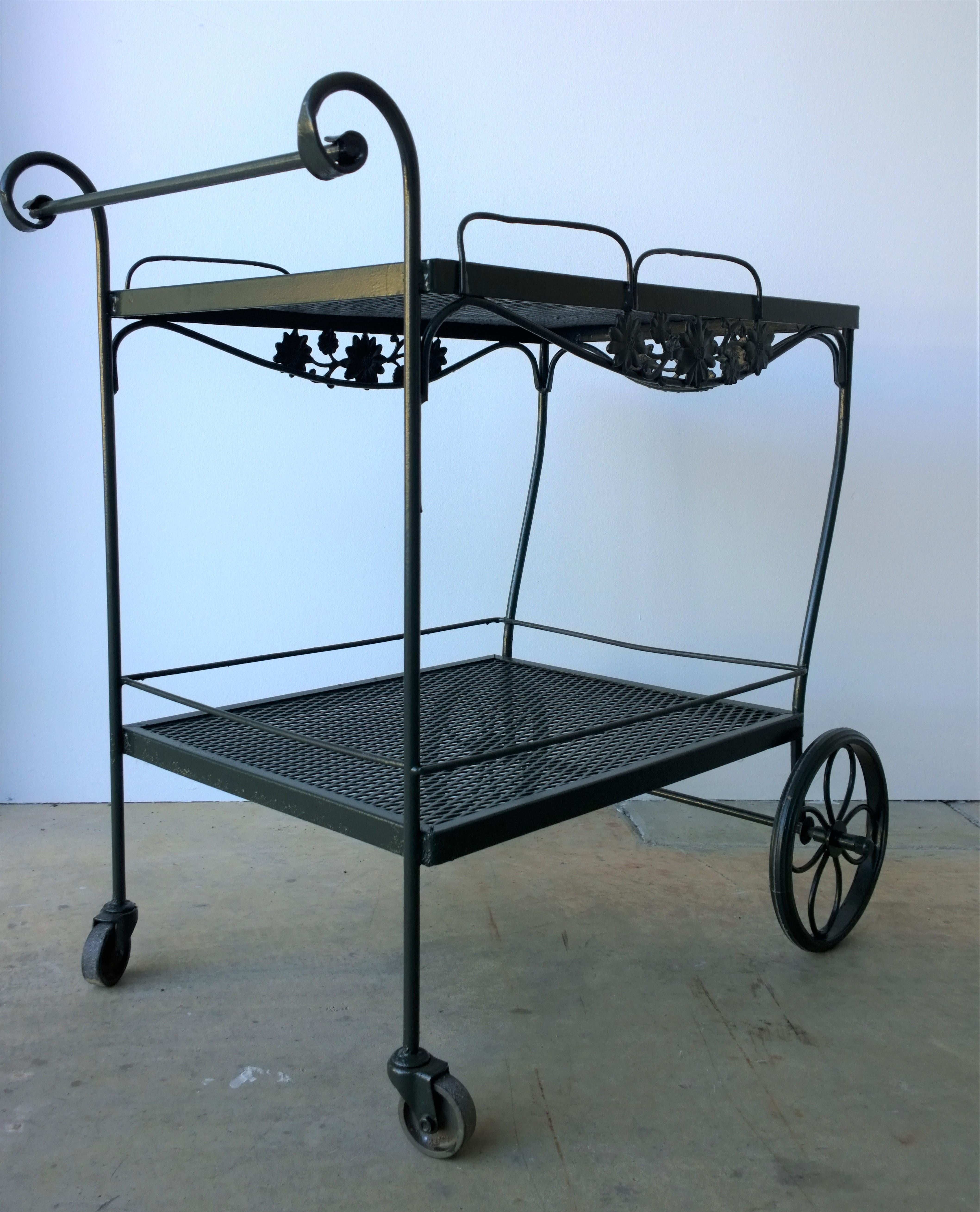 Mid-Century Modern Painted Russell Woodard Arnold Palmer Patio Bar / Drinks Cart 3
