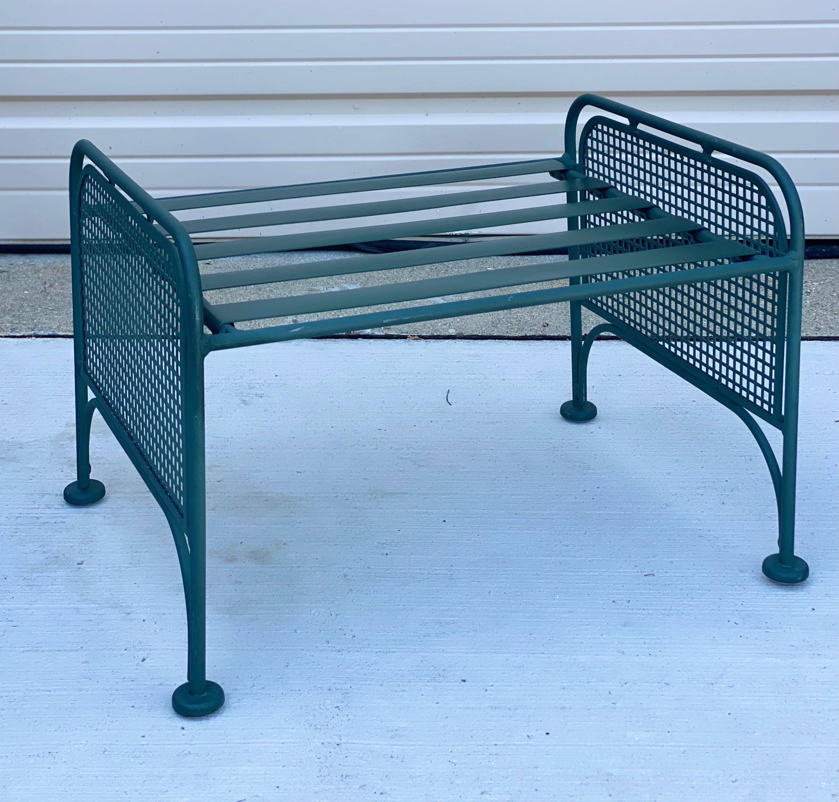 Mid-Century Modern Russell Woodard Outdoor Green Patio Glider Set, a Set of 6 5