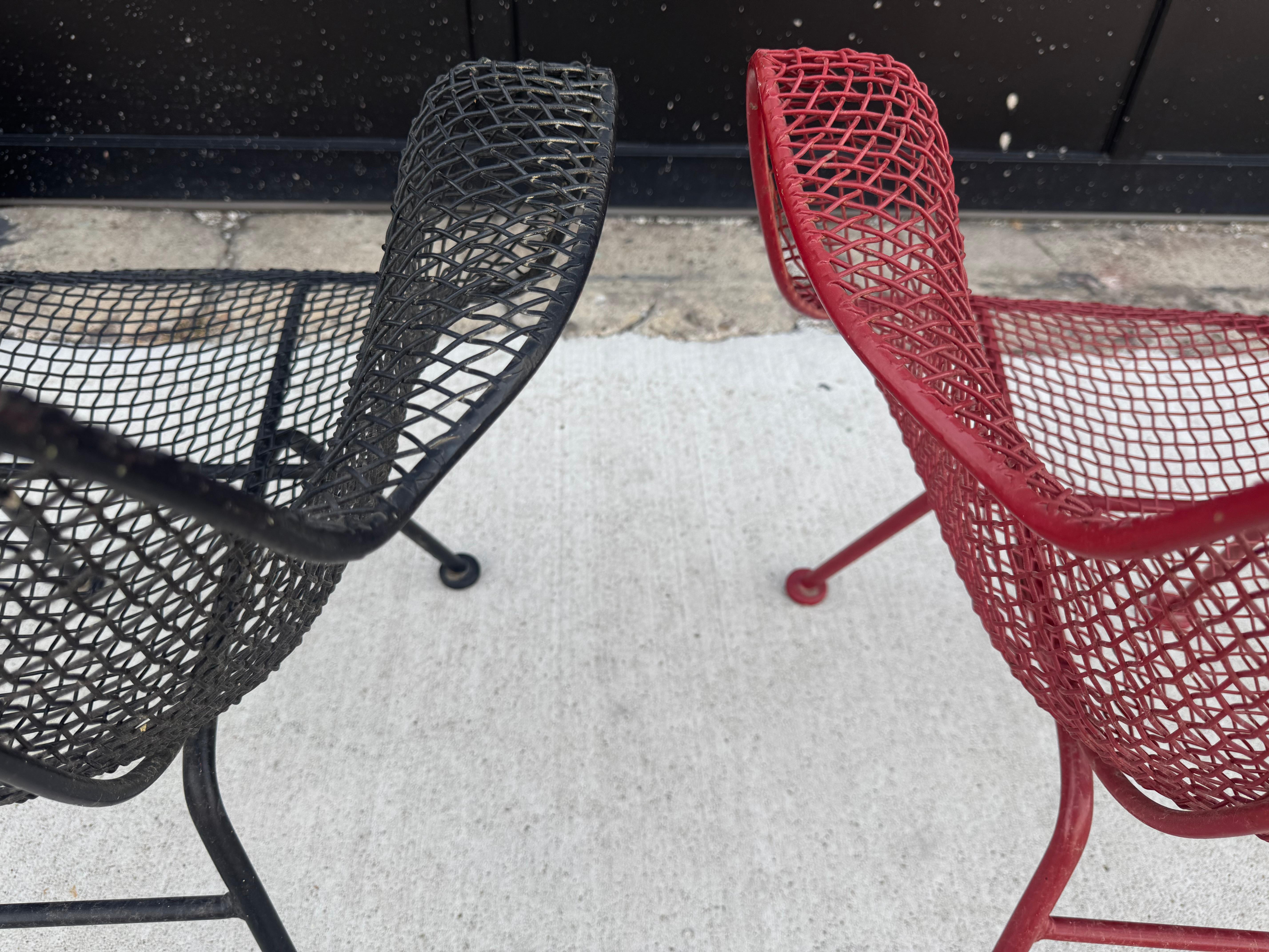 Mid-Century Modern Chaises à accoudoirs Russell Woodard pour l'extérieur et l'intérieur en vente