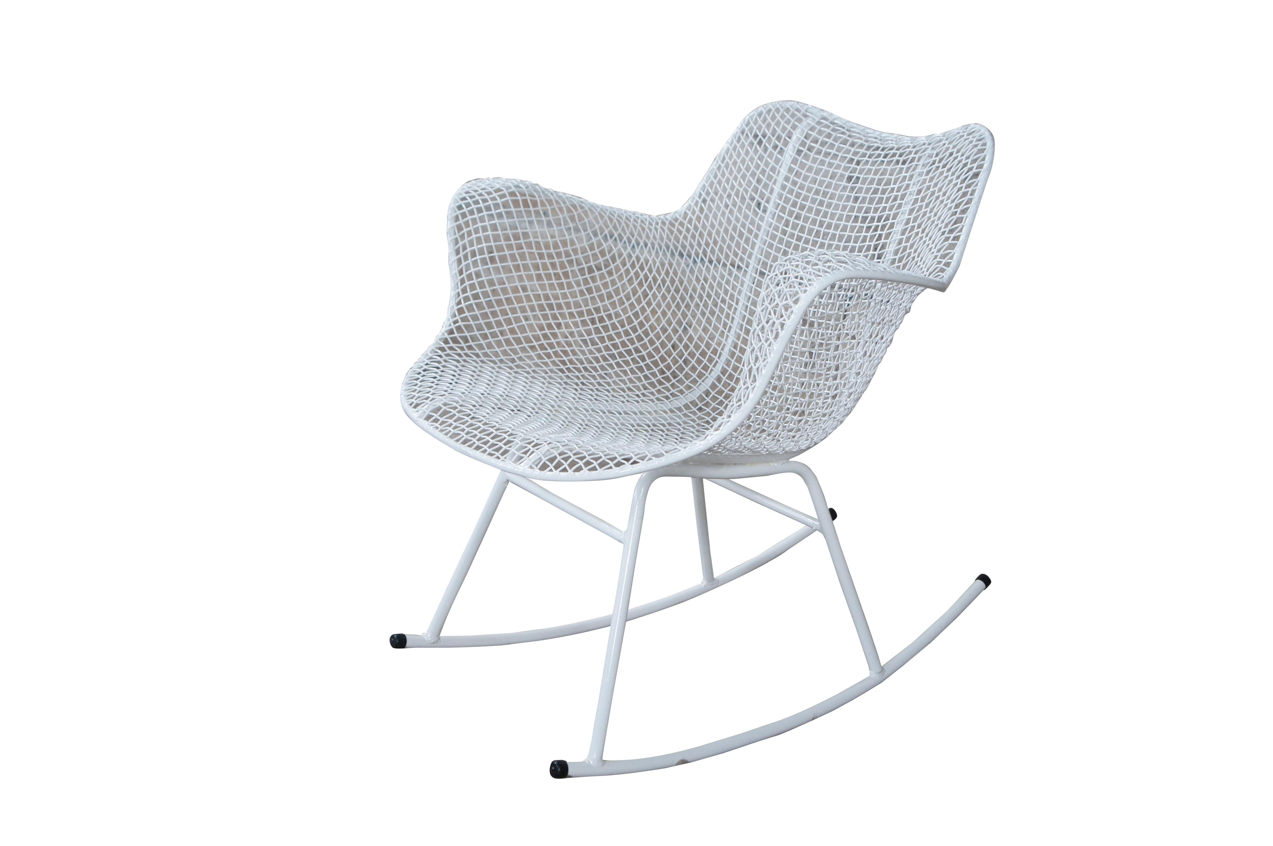 Mid-Century Modern Russell Woodard Mid Century Modern Sculptura Mesh Patio Rocking Arm Chair Rocker For Sale