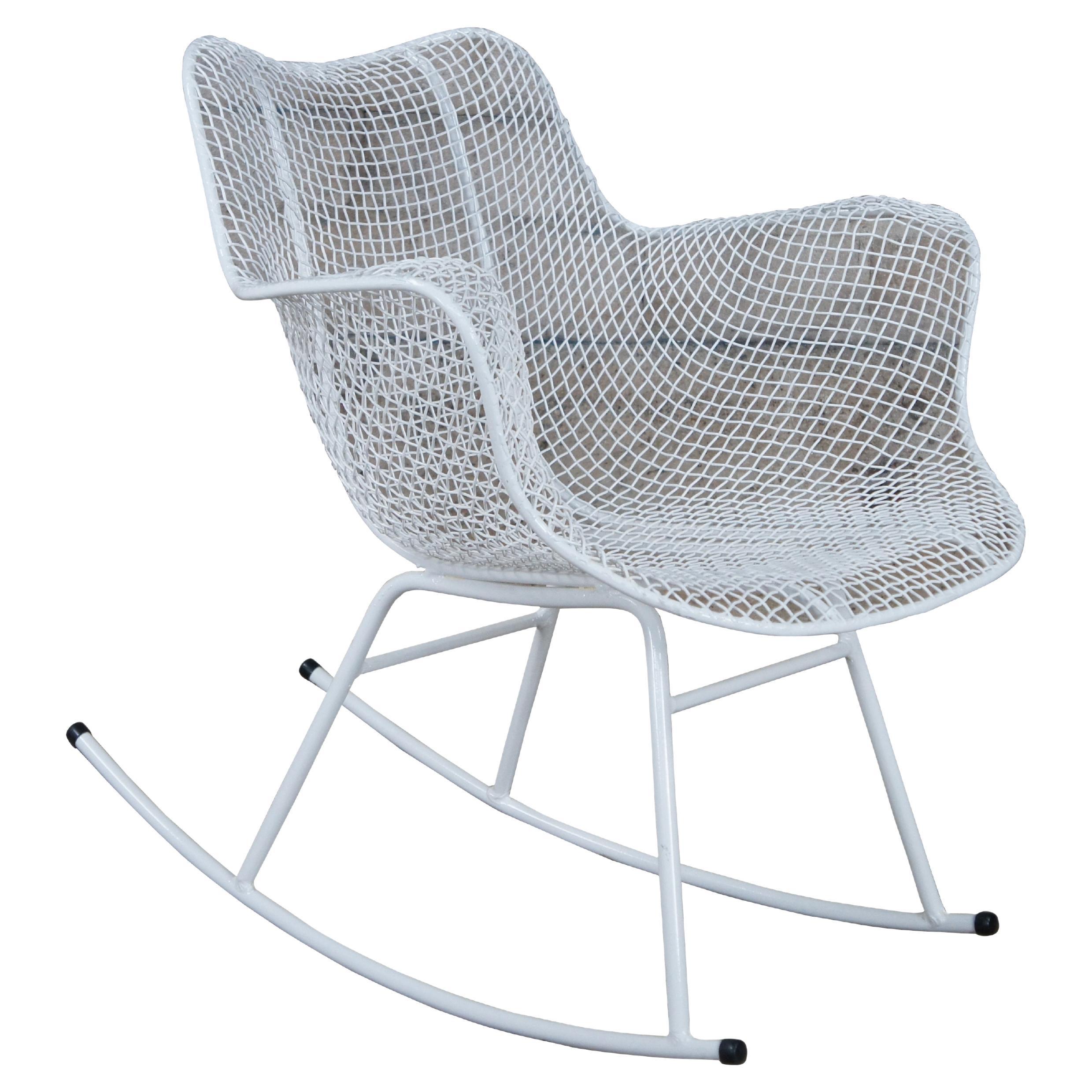 Russell Woodard Mid Century Modern Sculptura Mesh Patio Rocking Arm Chair Rocker For Sale