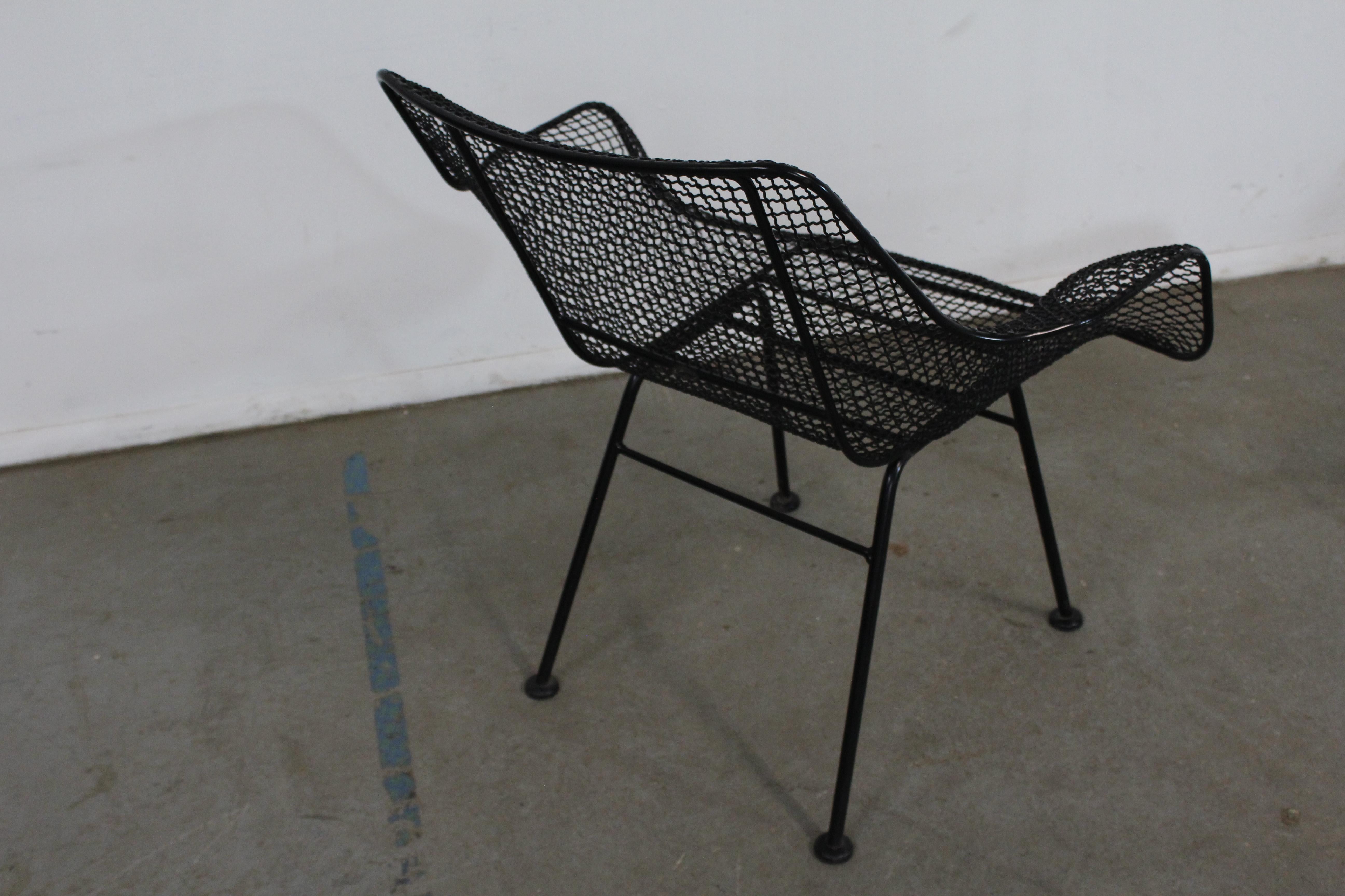 Mid-Century Modern Russell Woodard Sculptura Outdoor Mesh Iron Lounge Chair im Angebot 5