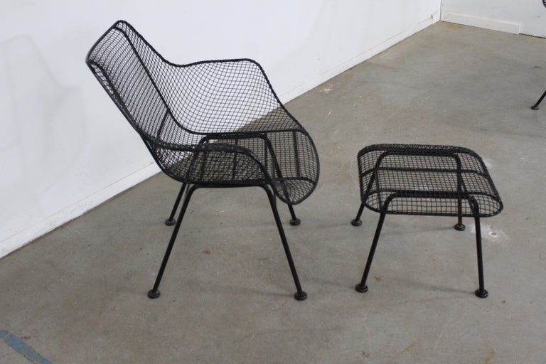 American Mid-Century Modern Russell Woodard Sculptura Outdoor Mesh Iron Lounge Chair For Sale