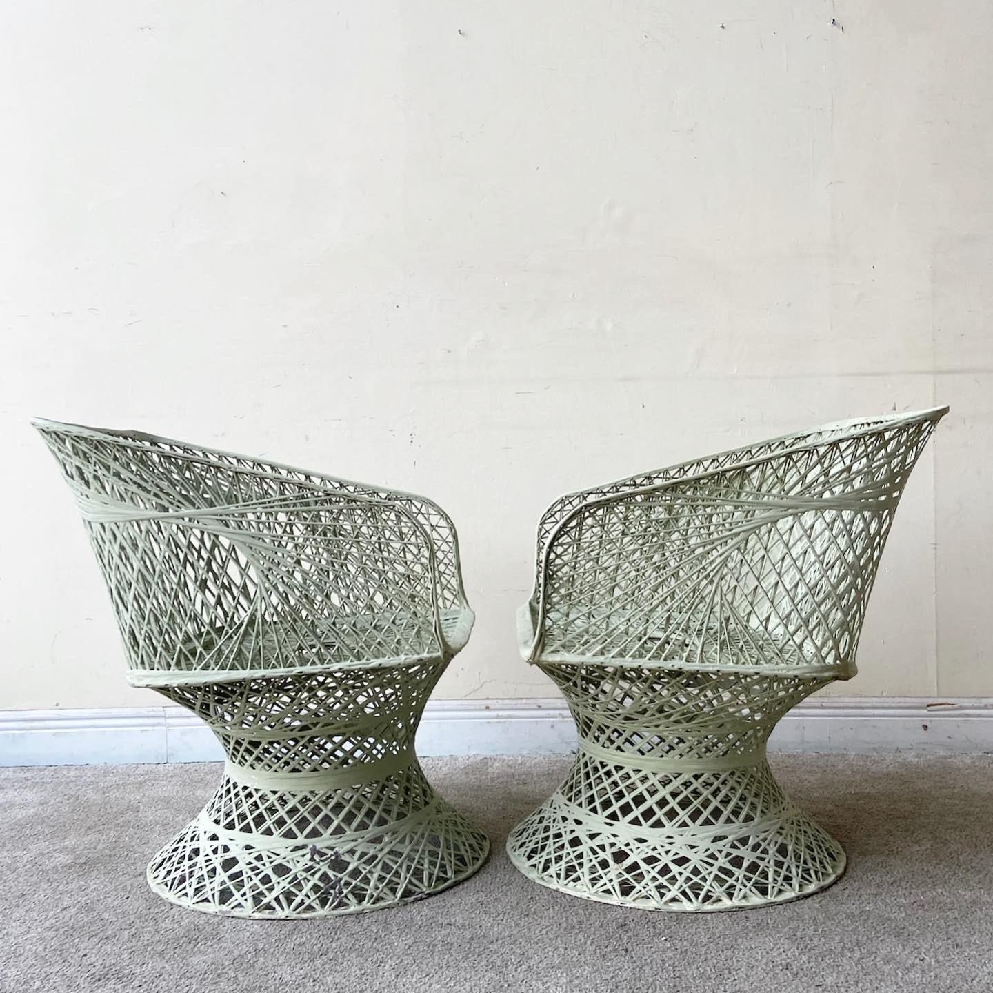 Mid-Century Modern Russell Woodard Spun Fiberglass Arm Chairs, Set of 2 2