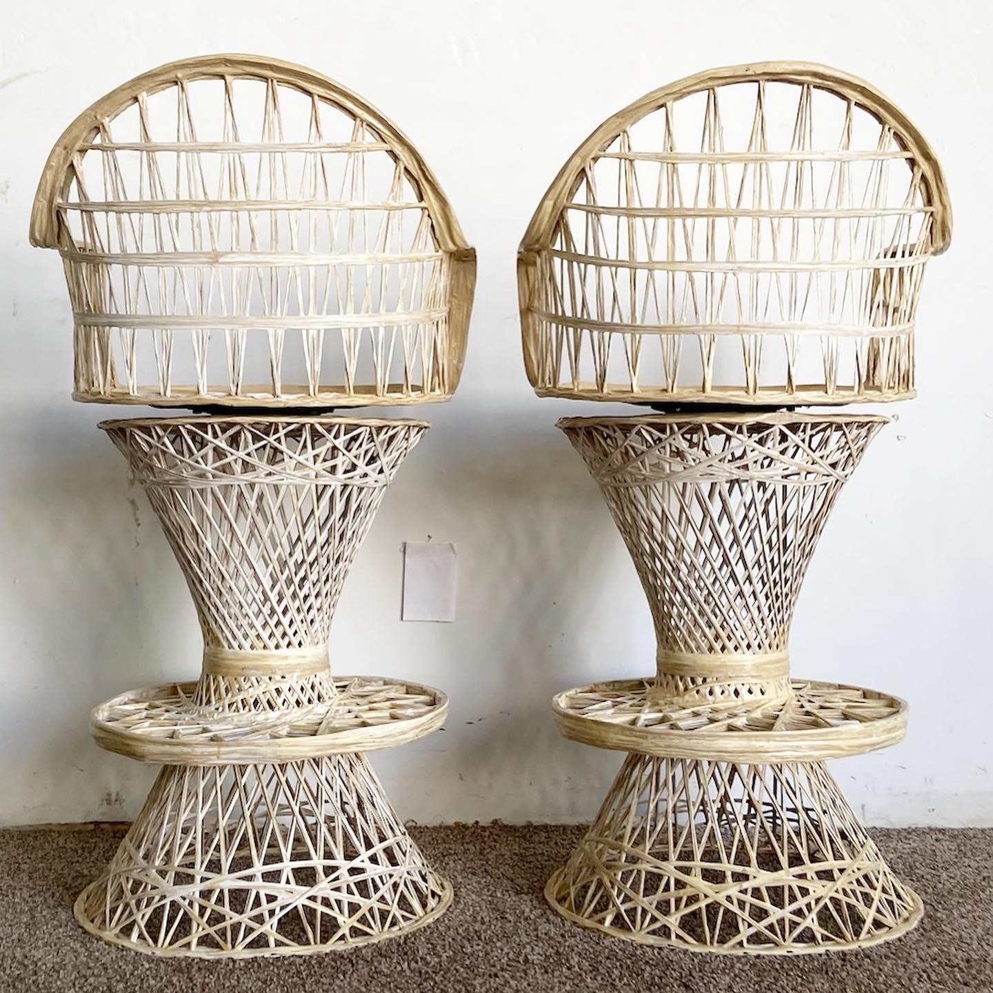 Mid-Century Modern Tabourets de bar pivotants Russell Woodard en fibre de verre filée, modernes du milieu du siècle dernier, lot de 2 en vente