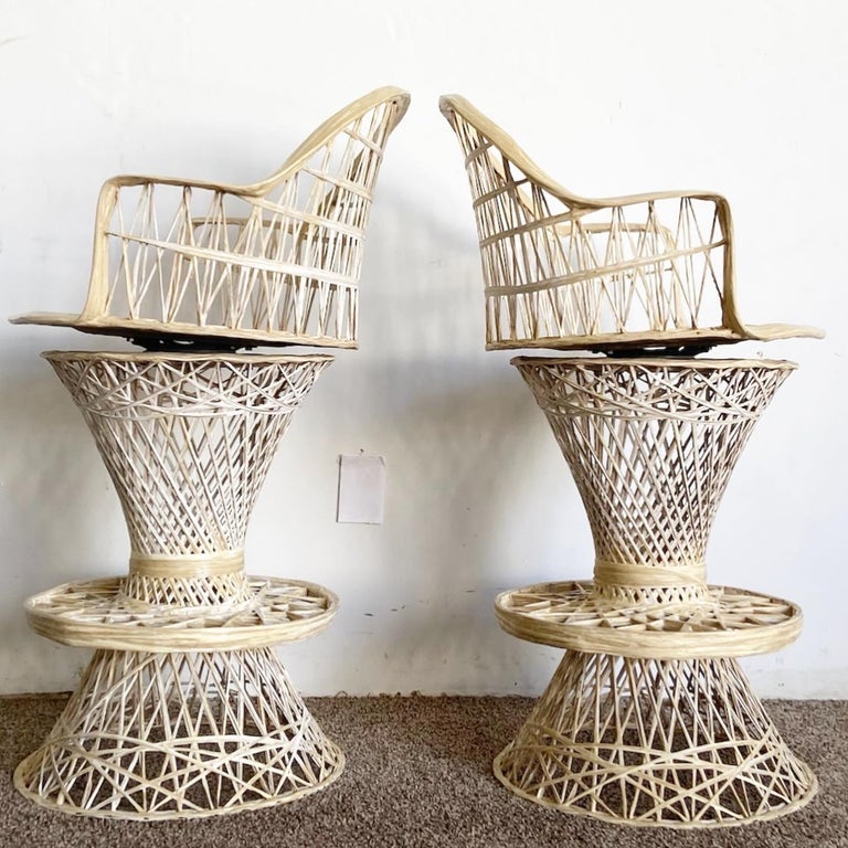 Mid Century Modern Russell Woodard Spun Fiberglass Swivel Bar Stools ...