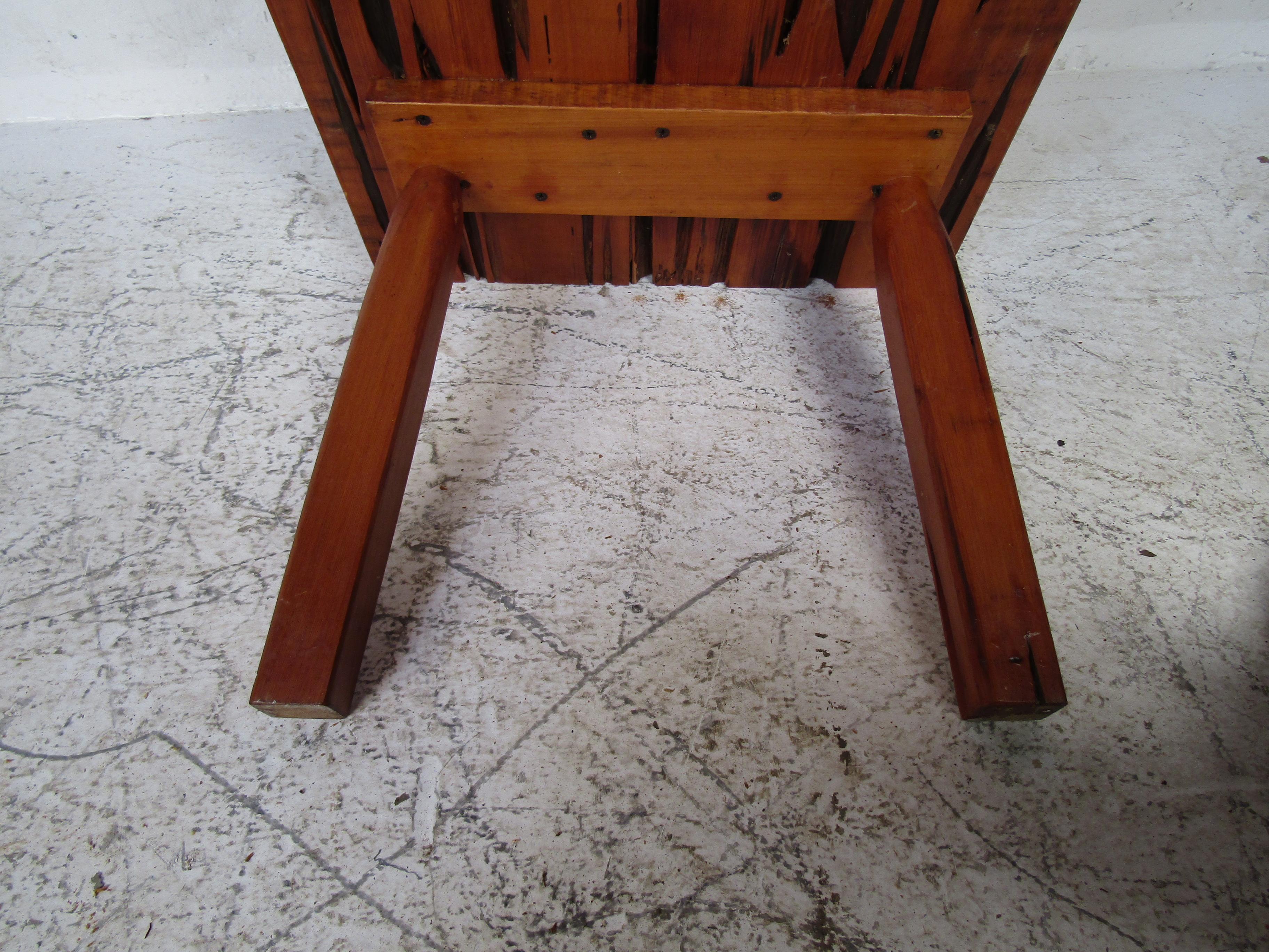 Mid-Century Modern Rustic Live Edge Coffee Table In Good Condition For Sale In Brooklyn, NY