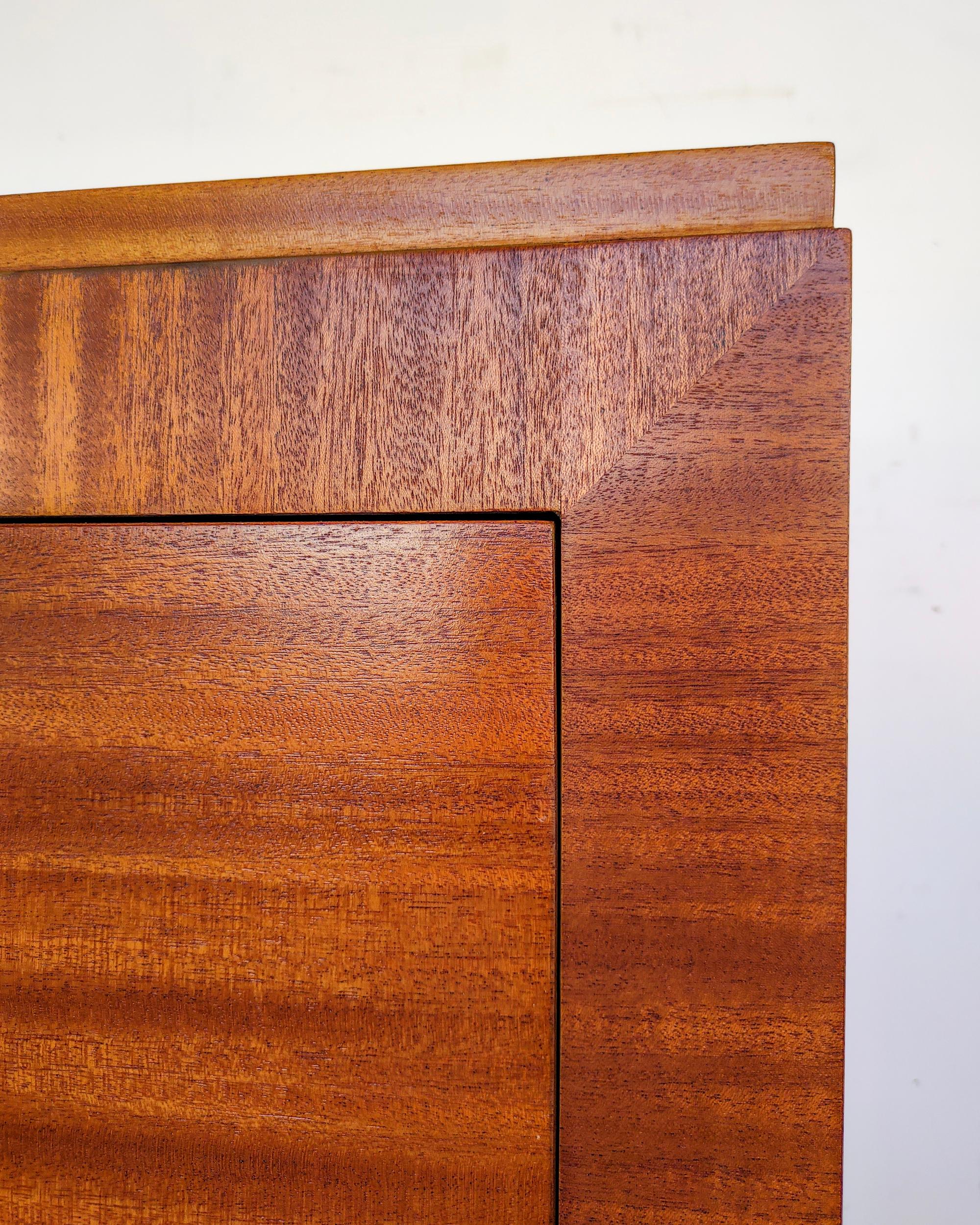 Mid-Century Modern Rway Mahogany Wood Lowboy Dresser In Good Condition For Sale In Hawthorne, CA