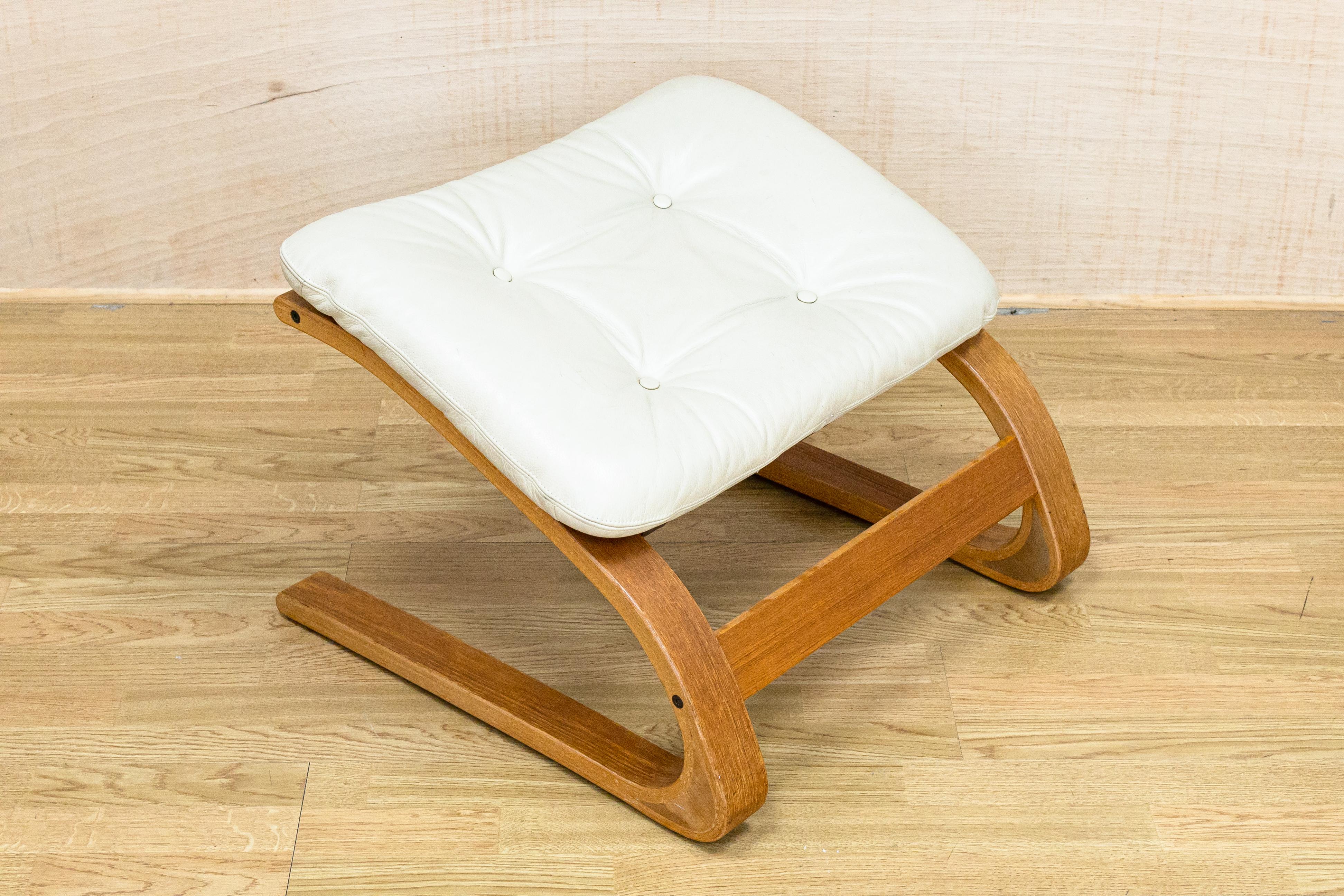 Mid-Century Modern Rybo Rykkin Leather Chair & Ottoman Norway 6
