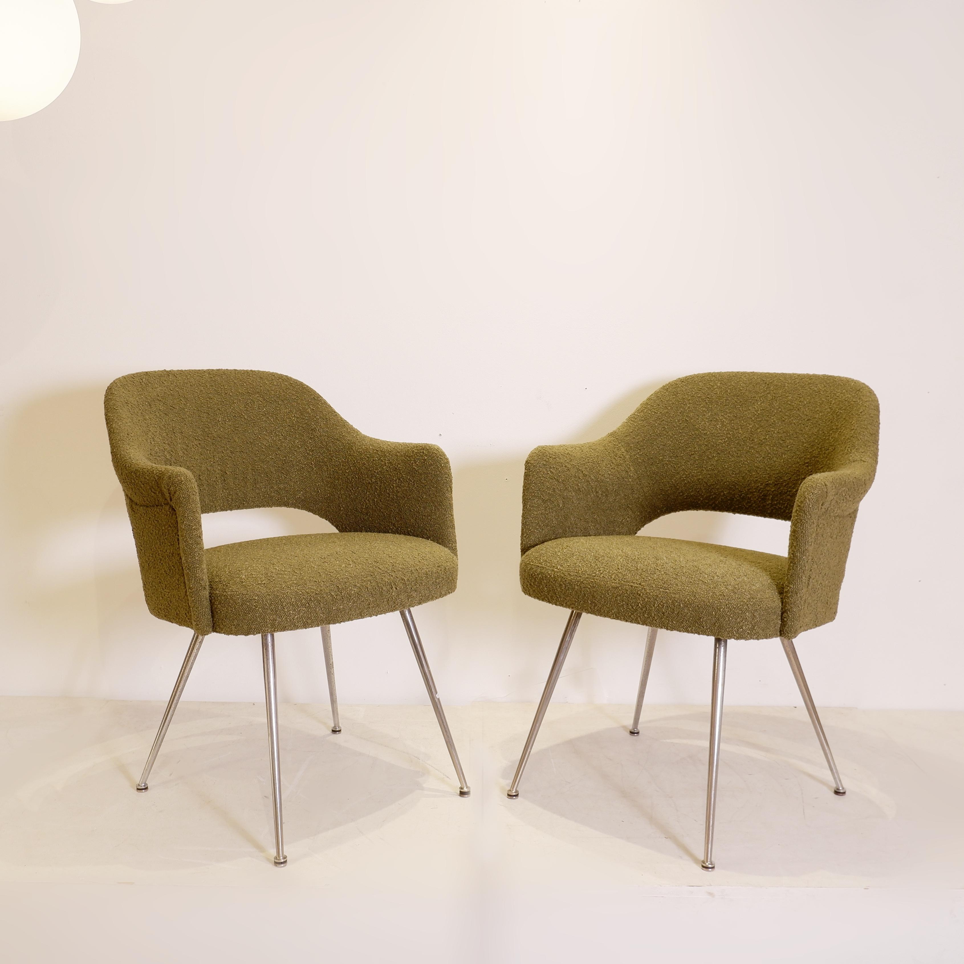 Poltrone Saarinen del Mid Century Modern, set di 2 &New Upholstery in vendita 5