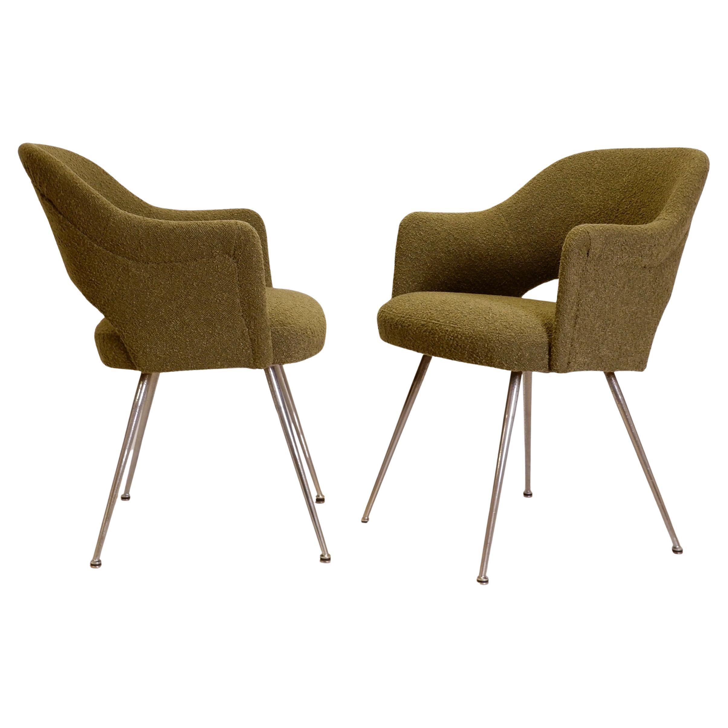 Mid Century Modern Saarinen armchairs, set of 2- New Upholstery