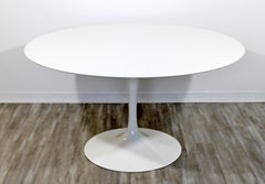 Mid-Century Modern Saarinen Knoll Round White Tulip Dining Dinette Table, 1960s