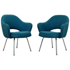 Mid-Century Modern Saarinen Knoll Sculptural Executive Office Chairs 1960s, Pair