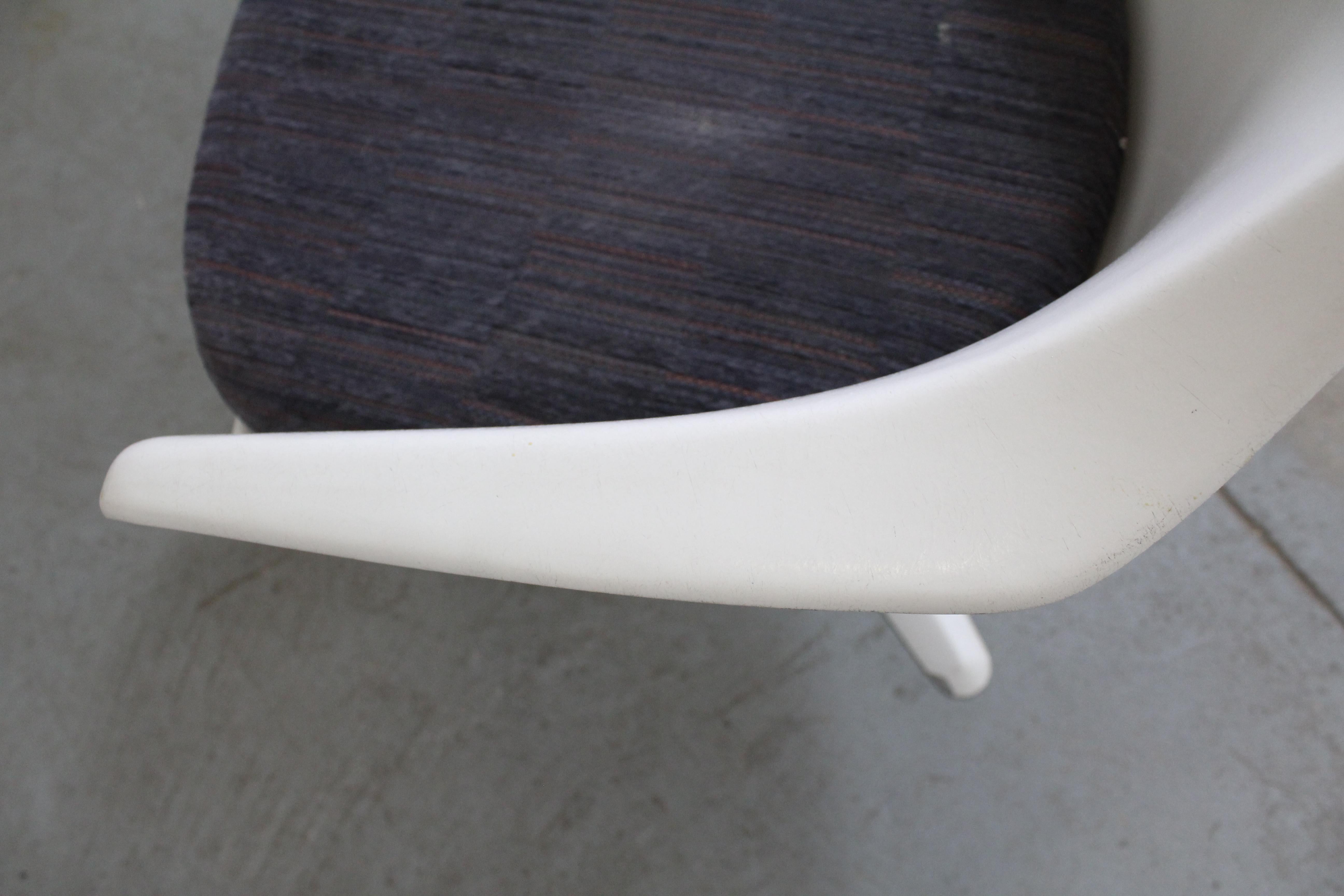 Mid-Century Modern Saarinen-Style Burke Tulip Arm Dining Chair 2