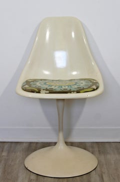 Mid-Century Modern Saarinen Style White Tulip Side Chair by Burke 1960s