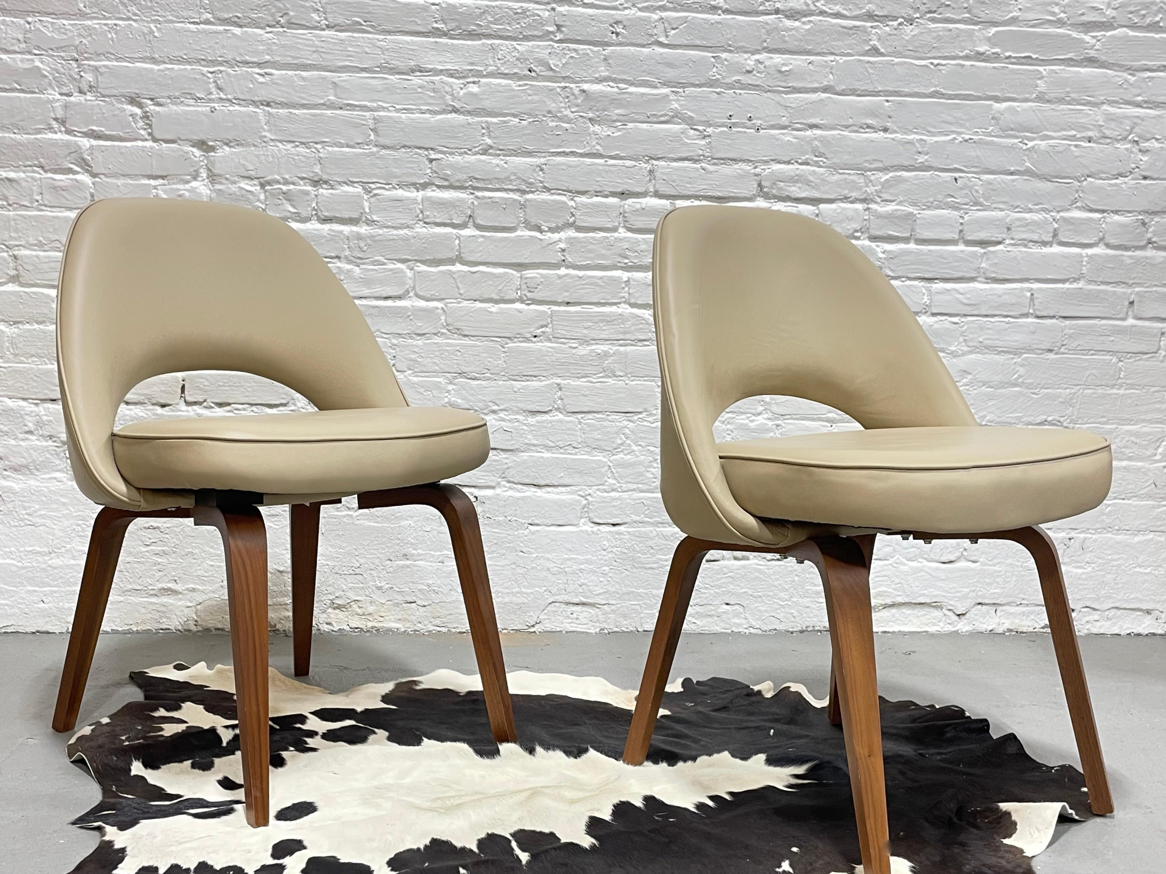 Mid-Century Modern Saarinen Styled Side Chairs, a Pair In Good Condition For Sale In Weehawken, NJ