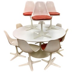 Ensemble de salle à manger Tulip Saarinen moderne du milieu du siècle dernier:: Burke USA:: 1970