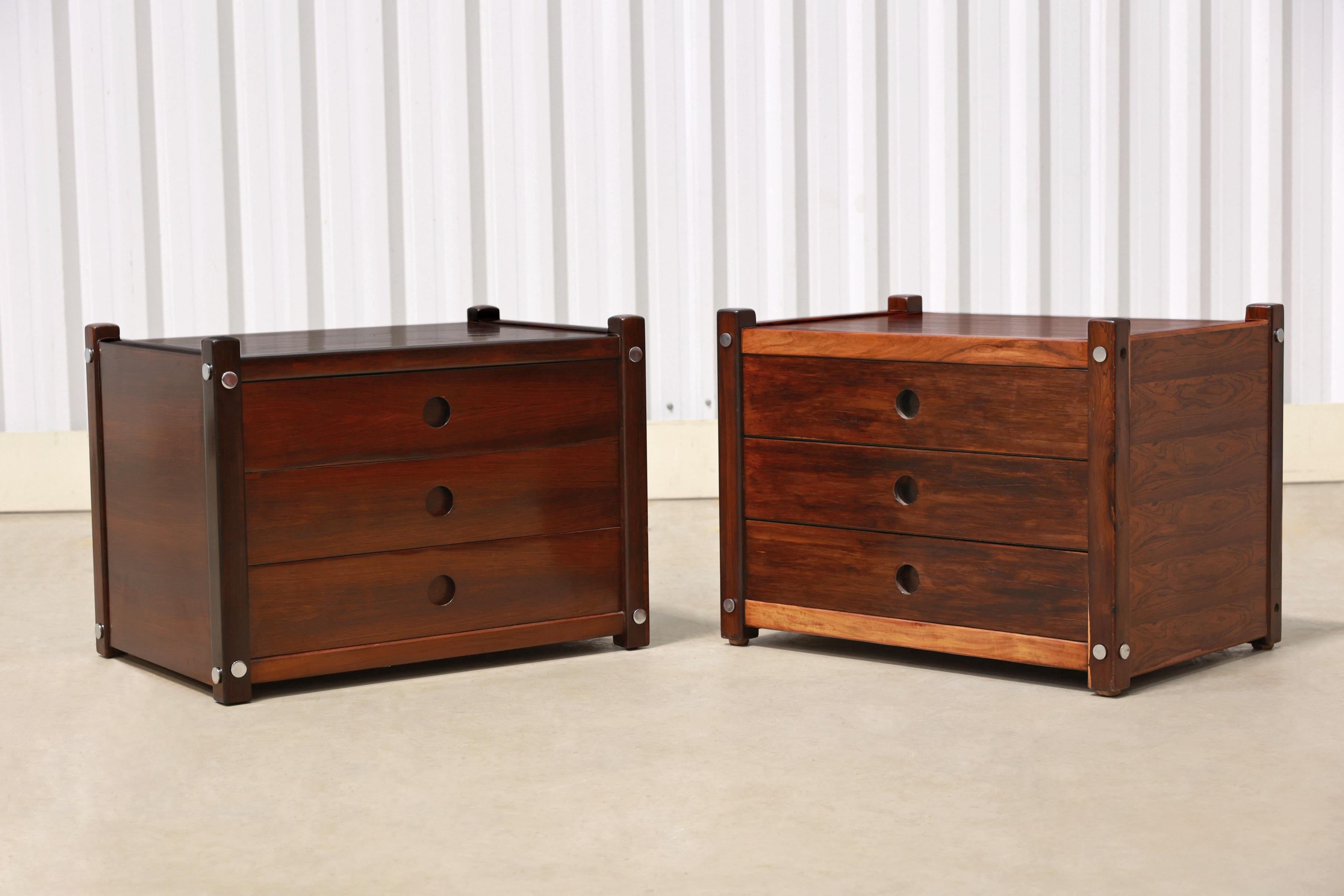 Brazilian Mid-century Modern “Sabara” Side Tables in Rosewood Sergio Rodrigues, Brazil For Sale