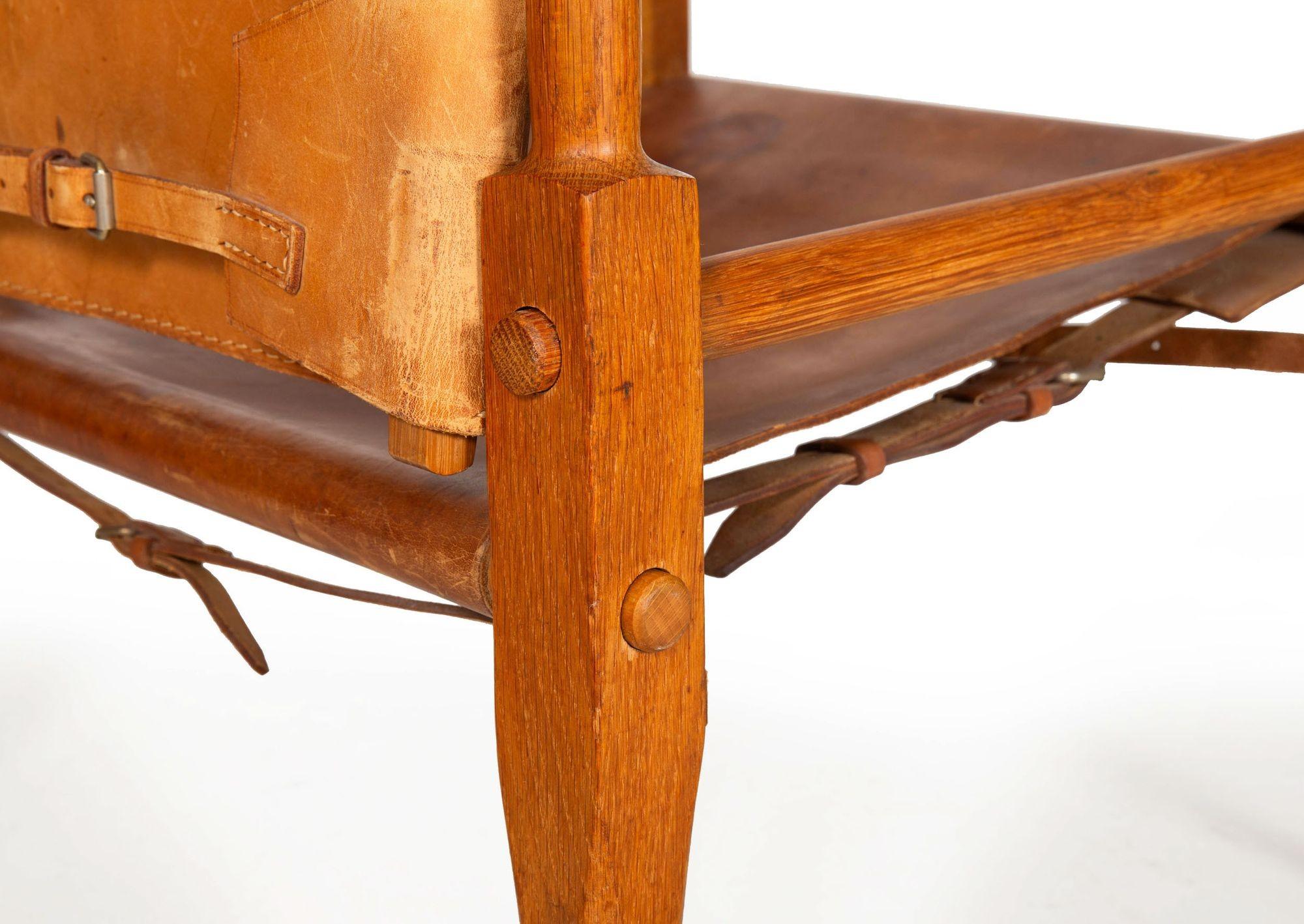 Mid-Century Modern “Safari” Chair in Leather and Oak by Wilhelm Kienzle, 1950s For Sale 5