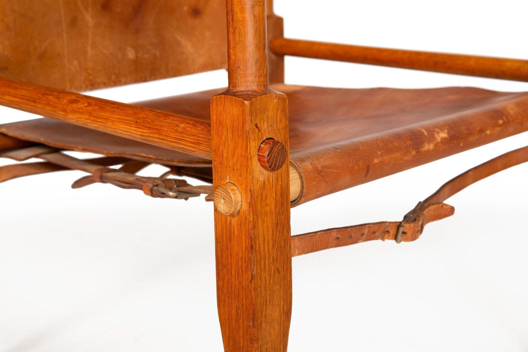 Mid-Century Modern “Safari” Chair in Leather and Oak by Wilhelm Kienzle, 1950s For Sale 3
