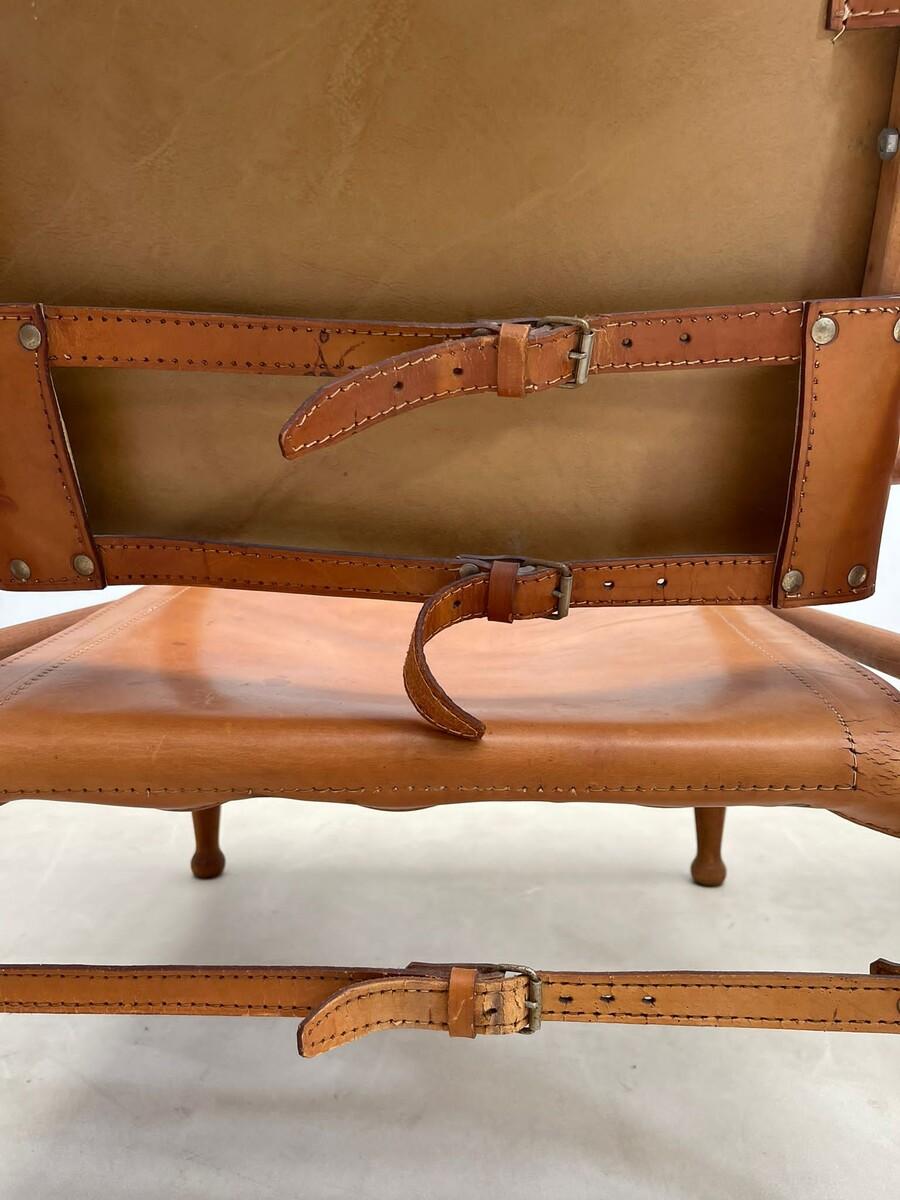 Mid-Century Modern Safari Cognac Leather Chairs, Italy, 1960s 5