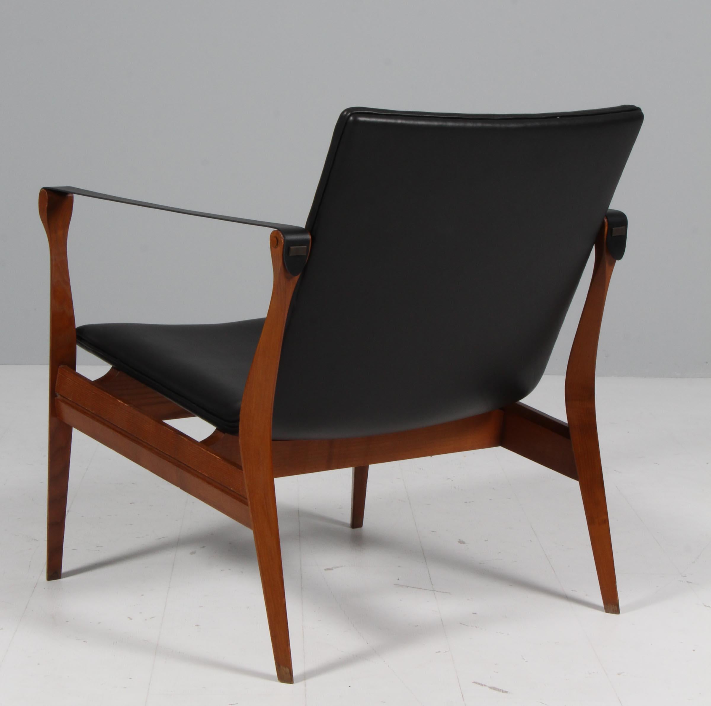 Mid-20th Century Mid-Century Modern Safari Lounge Chair by Ebbe & Karen Clemmensen For Sale