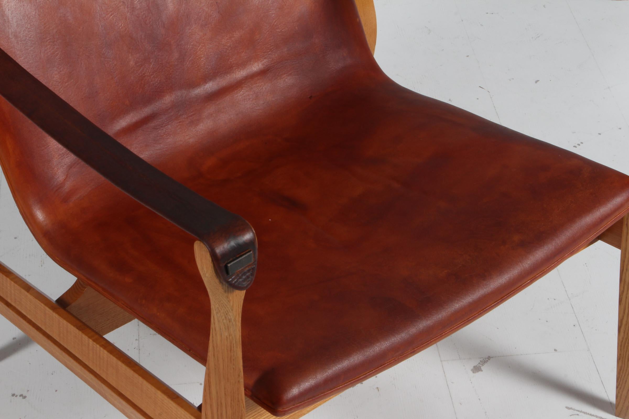 Scandinavian Modern Mid-Century Modern Safari Lounge Chair by Ebbe & Karen Clemmensen, patinated lea