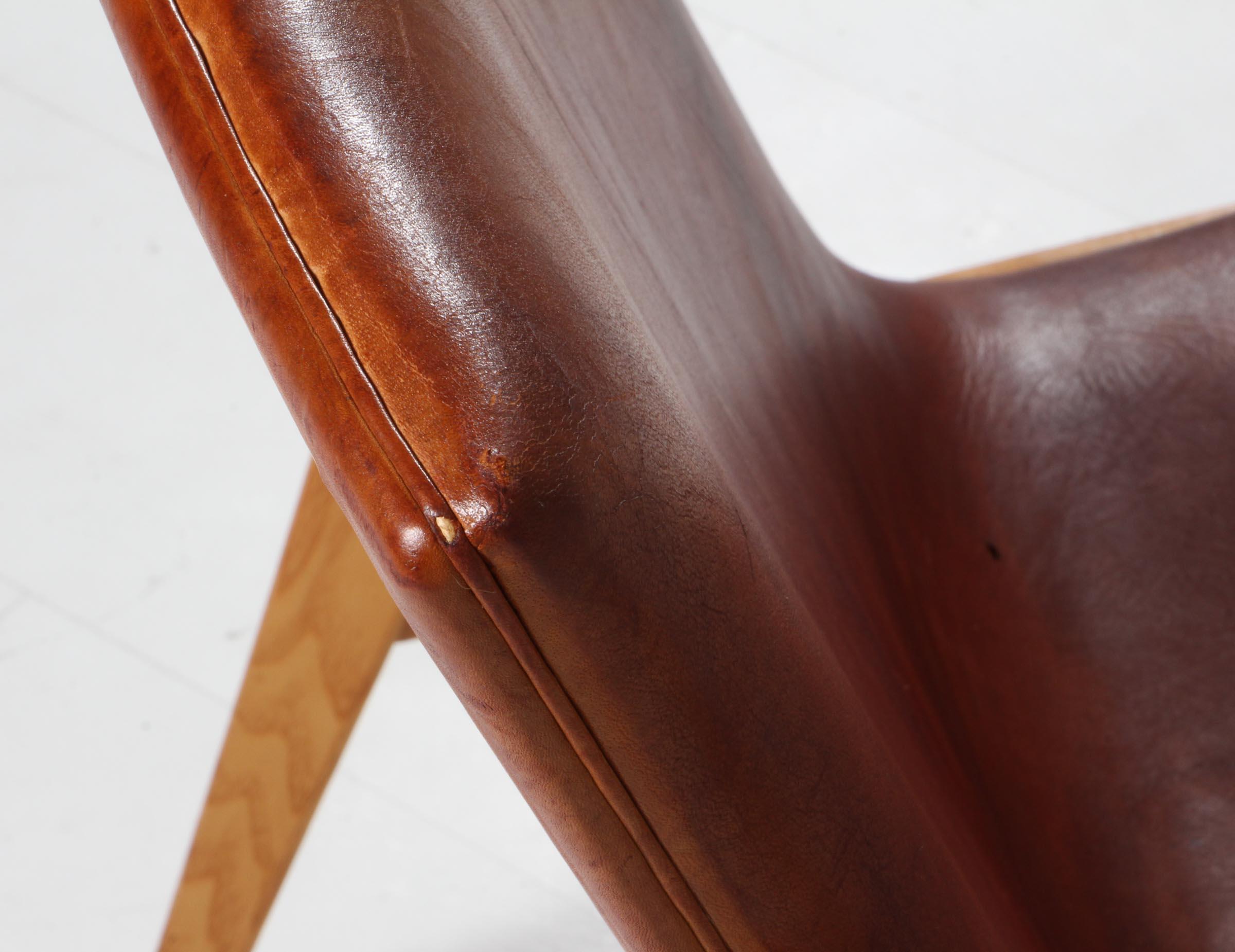 Mid-20th Century Mid-Century Modern Safari Lounge Chair by Ebbe & Karen Clemmensen, patinated lea