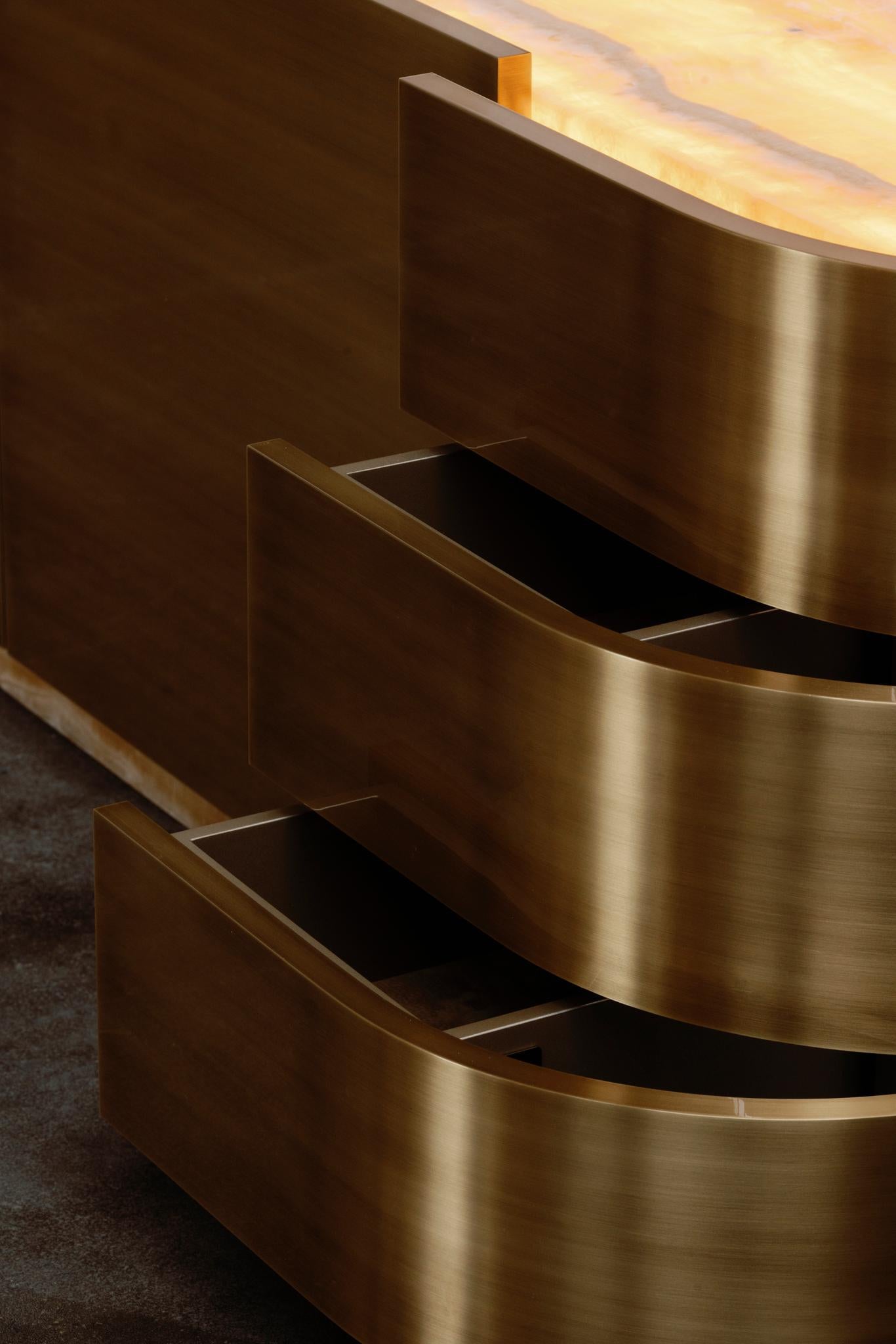 Sahara TV Cabinet, Brass, Miel Onyx, Handmade by Greenapple For Sale 3