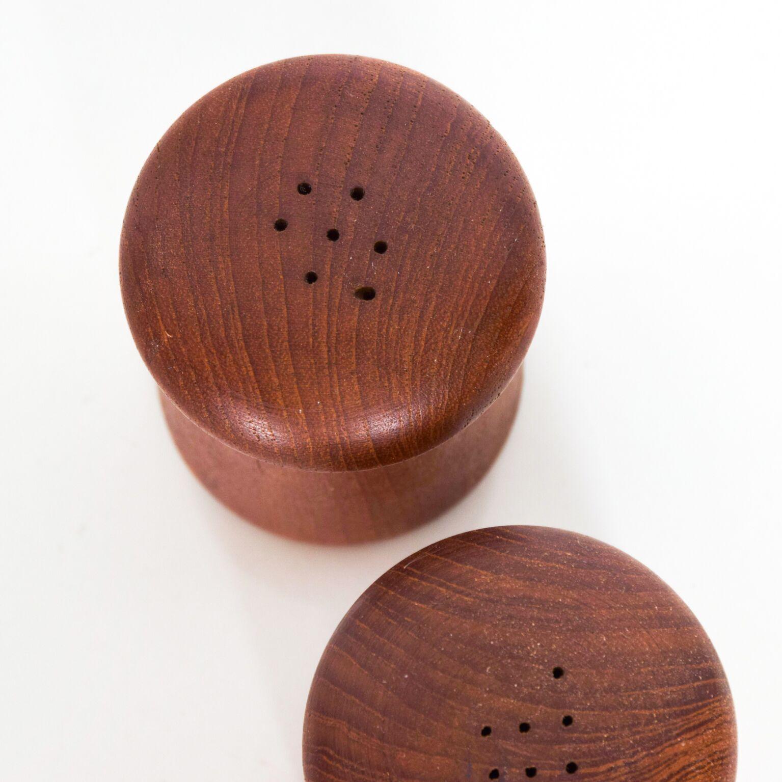 mushroom salt and pepper grinders