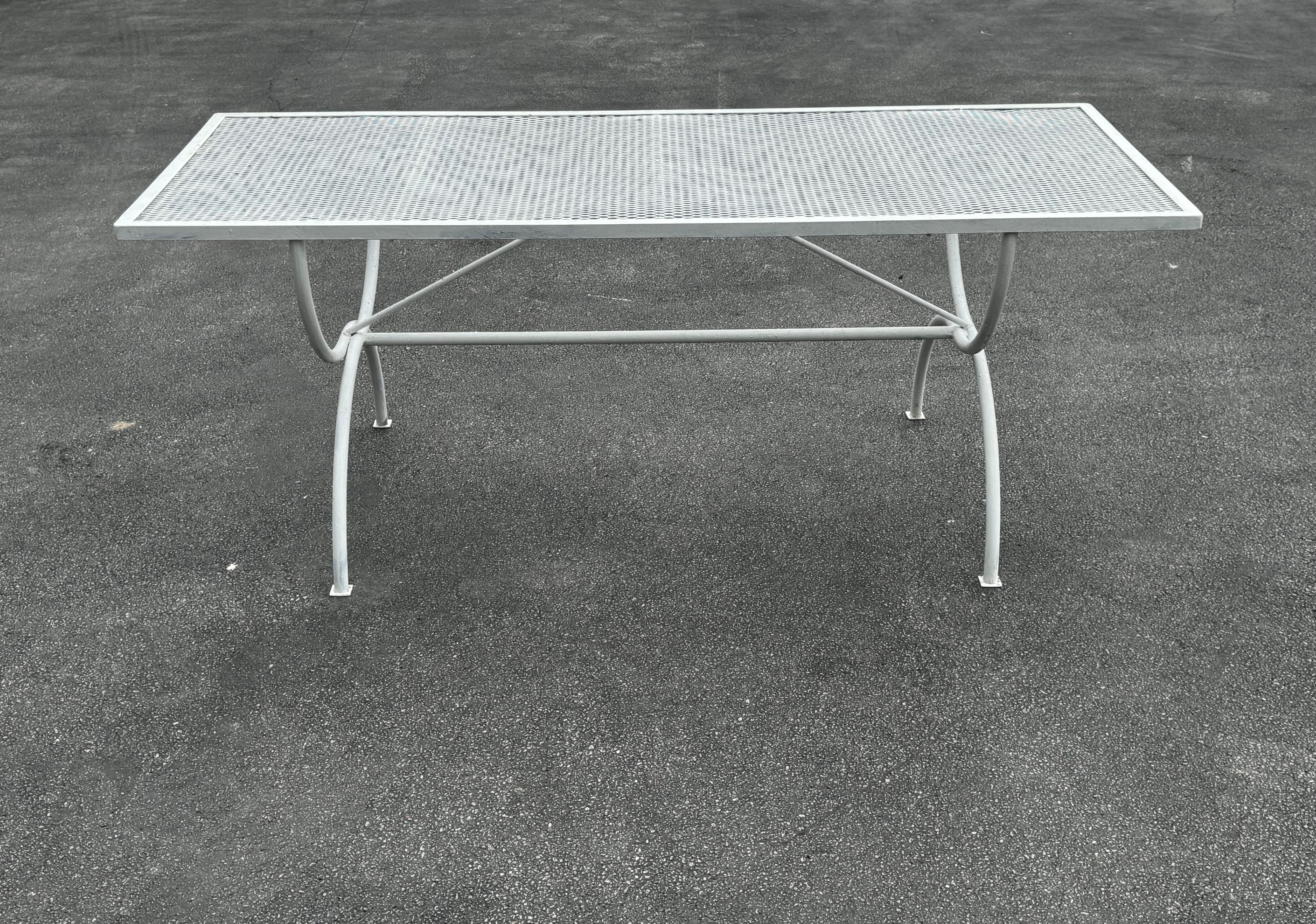 The Moderns Modern Salterini Era White Picnic Bench Table or Patio Dining Set en vente 3