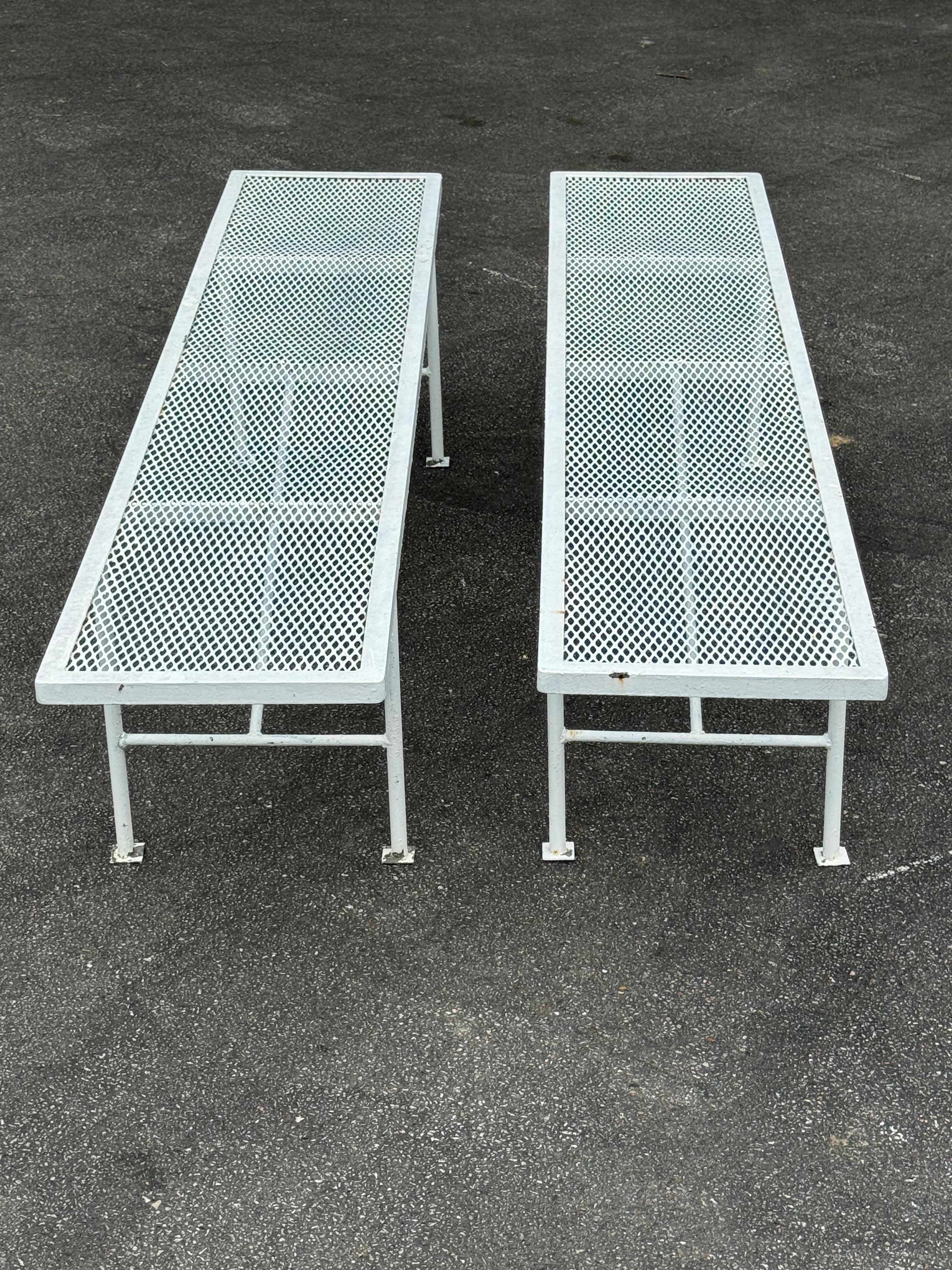 The Moderns Modern Salterini Era White Picnic Bench Table or Patio Dining Set en vente 5