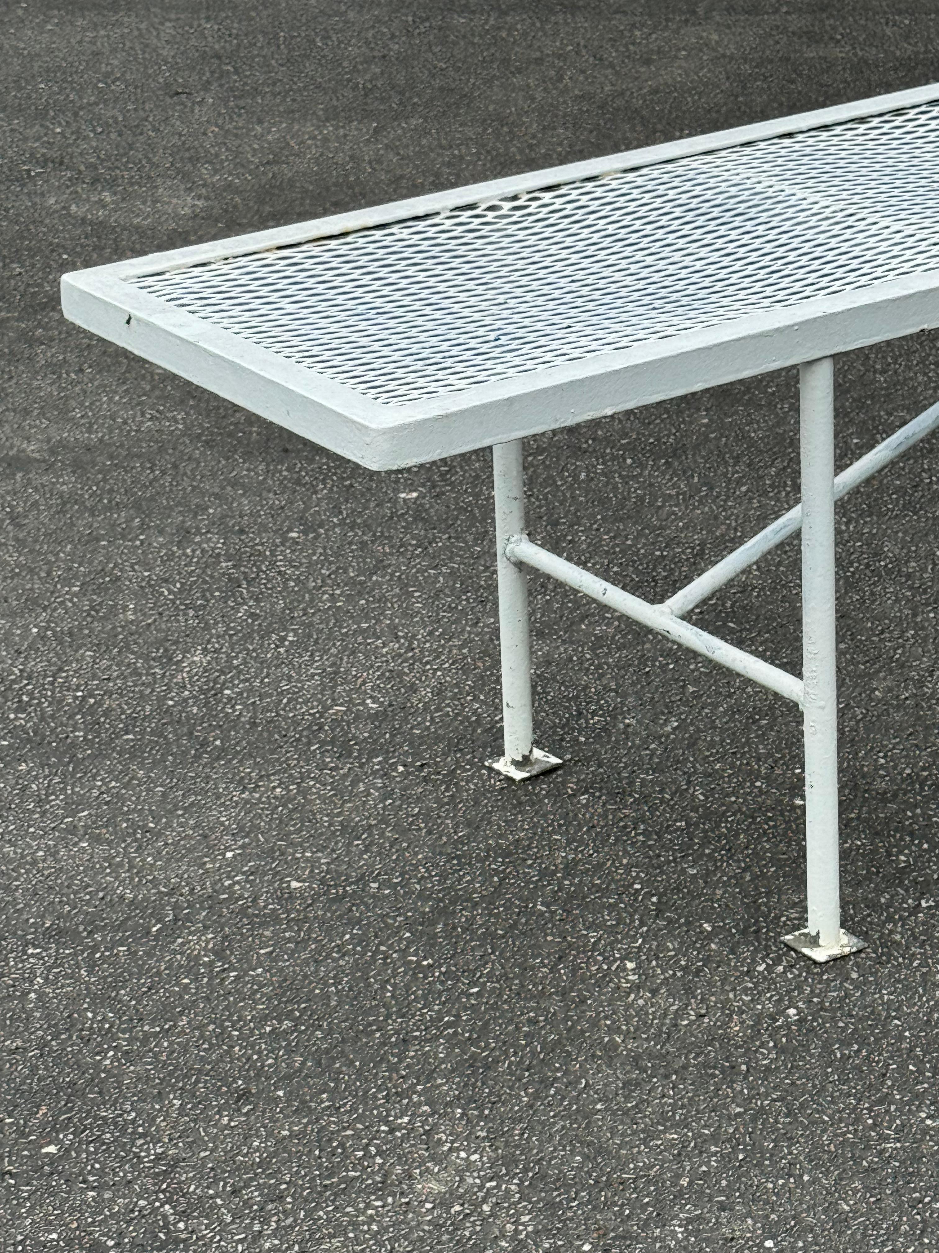 The Moderns Modern Salterini Era White Picnic Bench Table or Patio Dining Set en vente 12