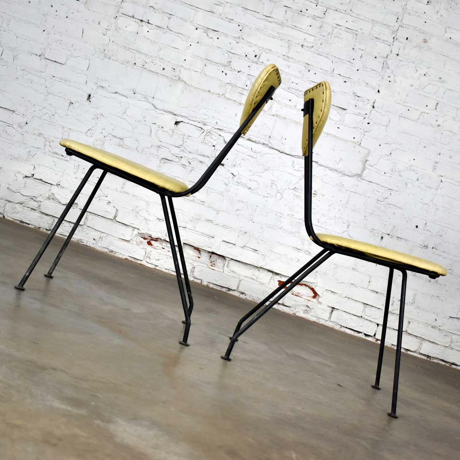 Salterini paire de chaises de salle à manger de patio Neva-Rust de style moderne du milieu du siècle dernier Bon état - En vente à Topeka, KS