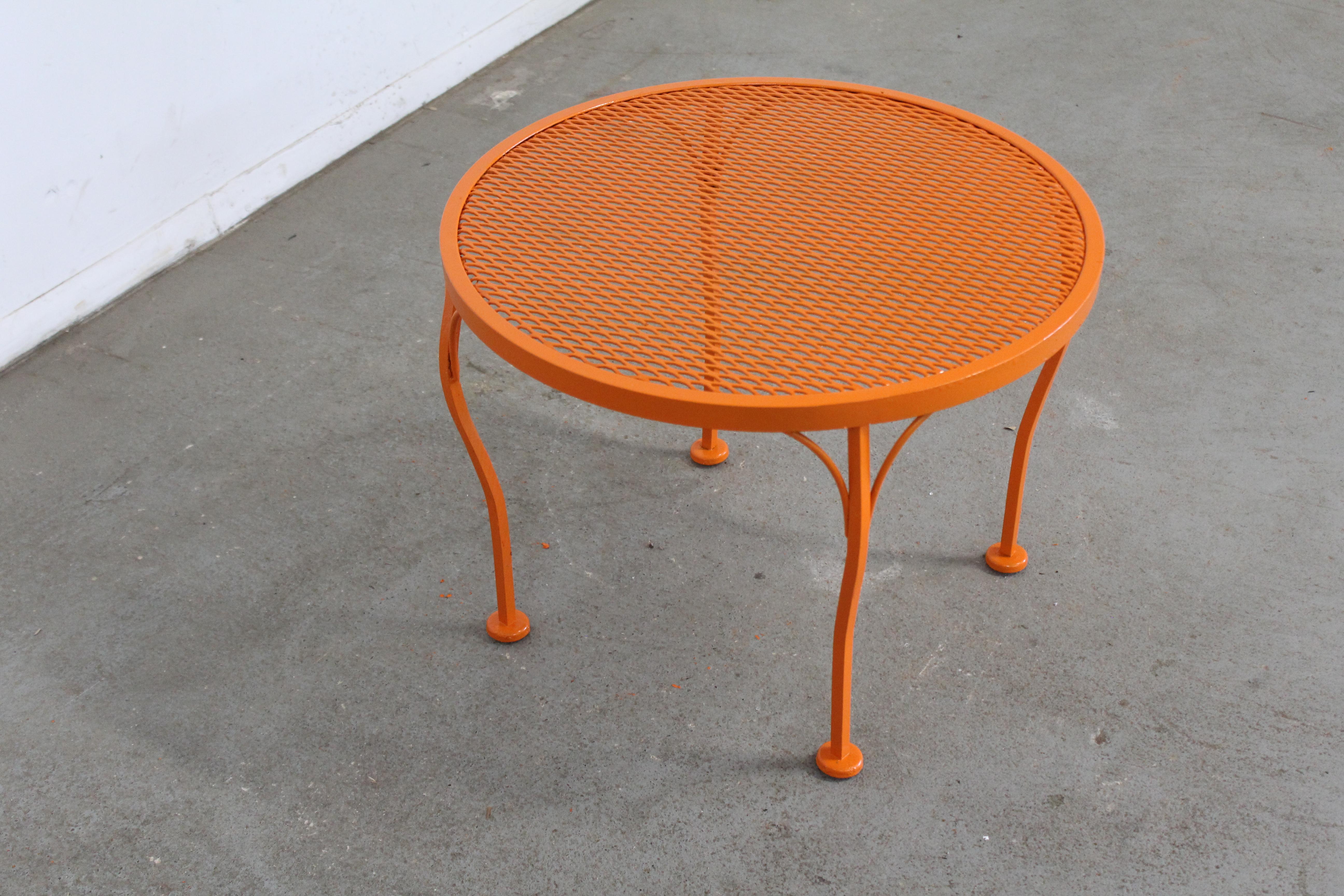 Mid-Century Modern Salterini Style Outdoor/Patio Coffee/Side Table In Good Condition For Sale In Wilmington, DE