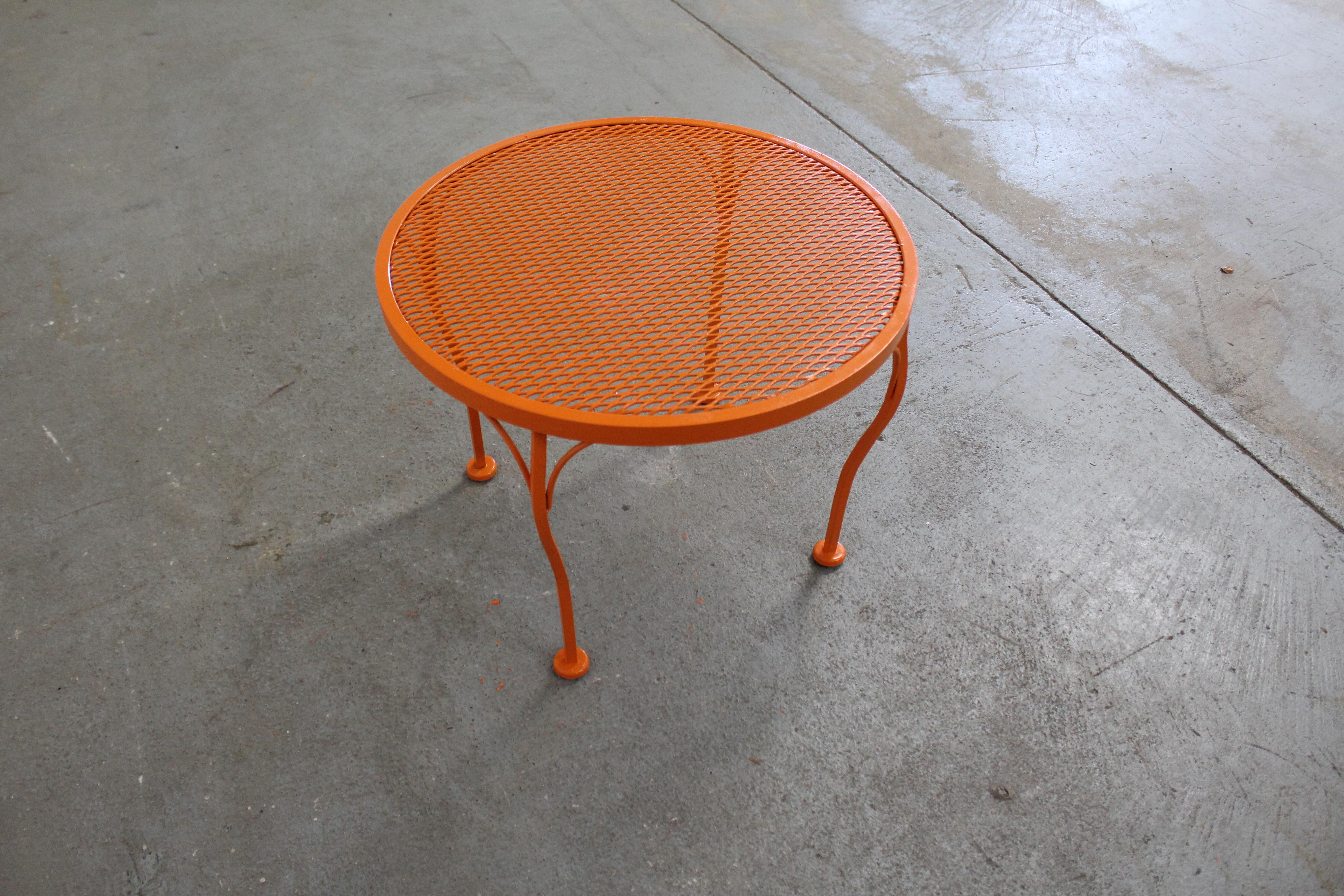 Mid-Century Modern Salterini Style Outdoor/Patio Coffee/Side Table For Sale 1