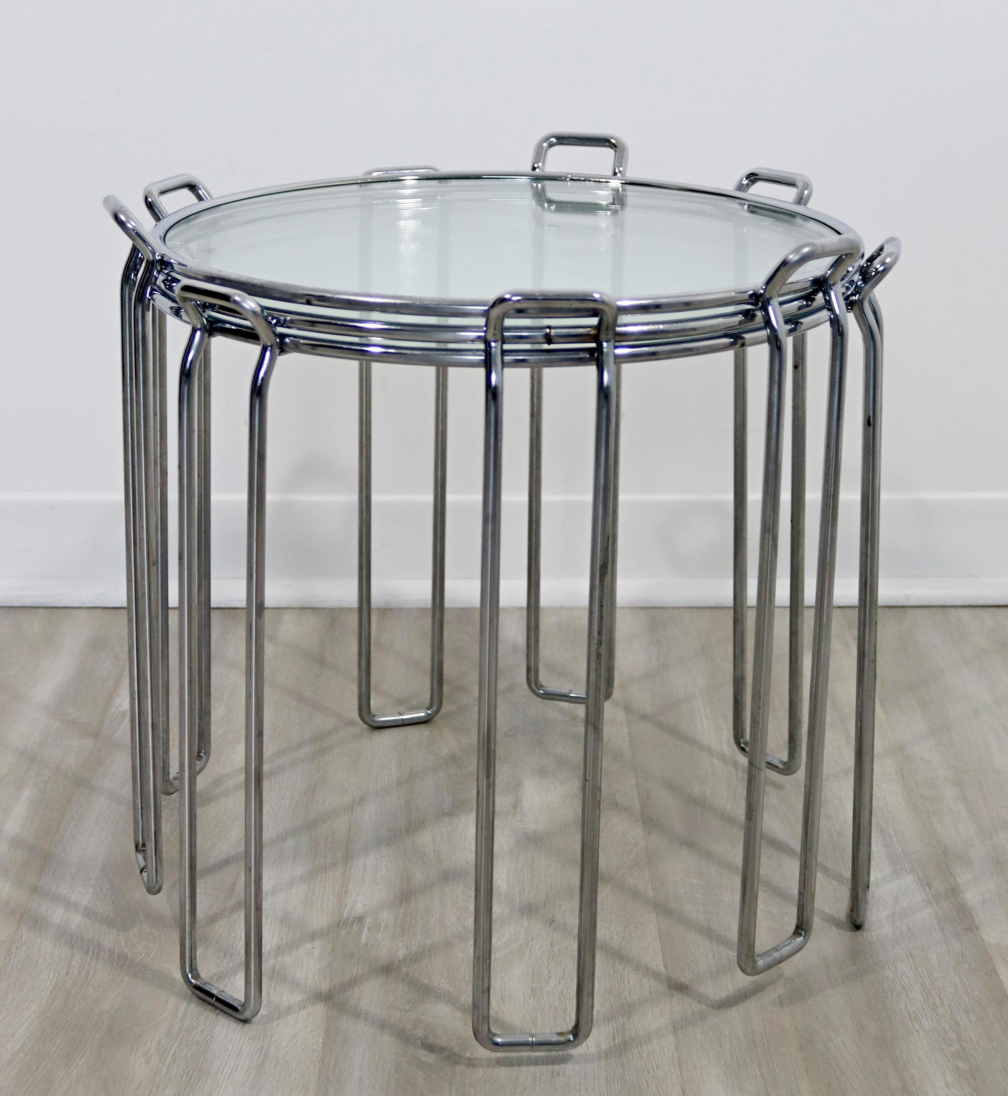 Mid-Century Modern Saporiti Set of 3 Chrome Glass Round Nesting Side Tables 60s In Good Condition In Keego Harbor, MI