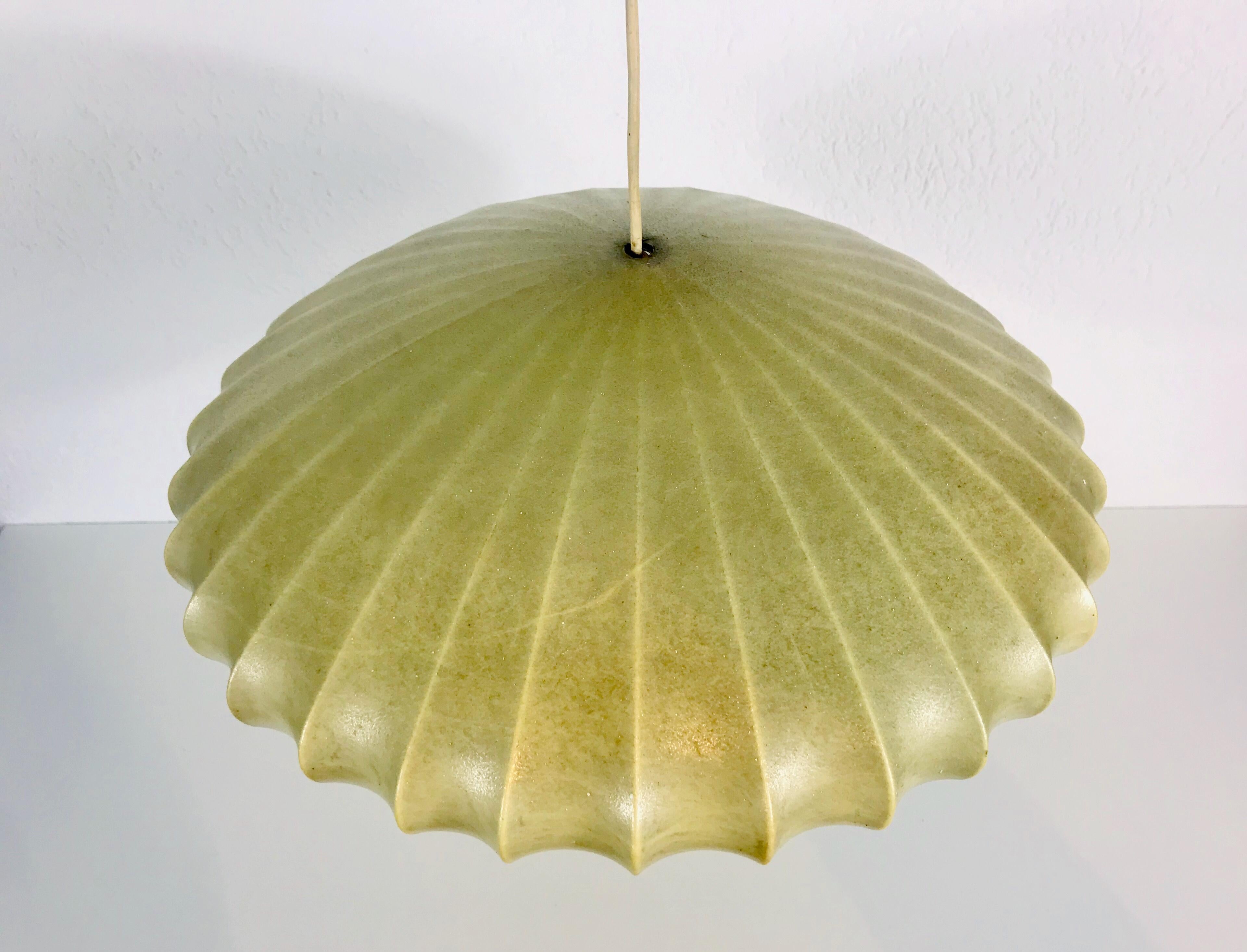 Mid-Century Modern Saucer Cocoon Pendant Lamp by George Nelson, 1960s 1